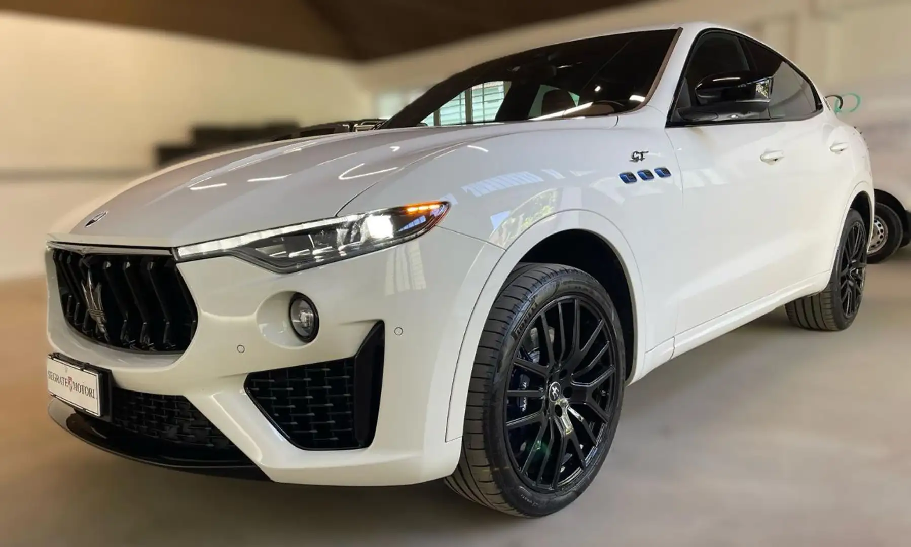 Maserati Levante MHEV 330 CV AWD GT Bianco - 1