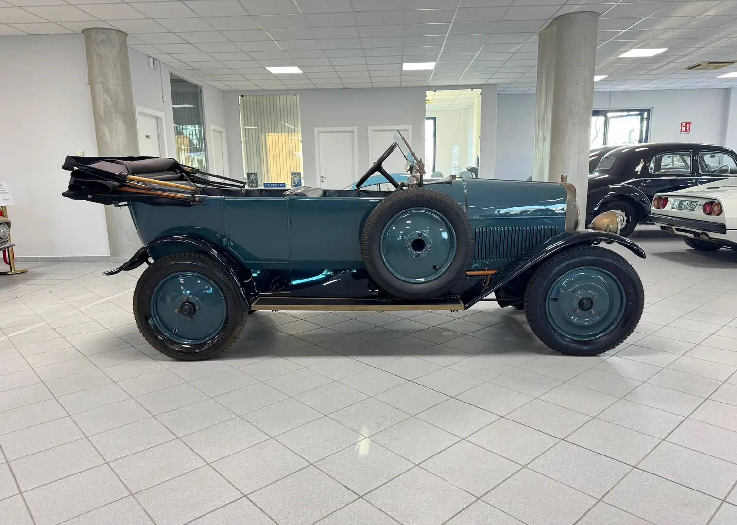 Sonstige Sonstige Diatto 10 HP Blau - 2