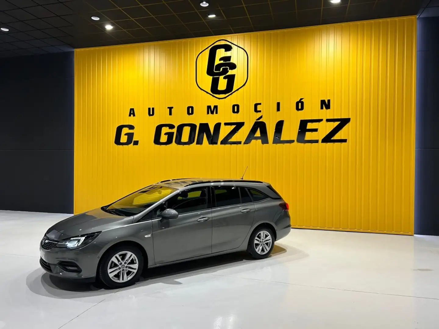 Opel Astra 1.2T S/S GS Line 110 - 1