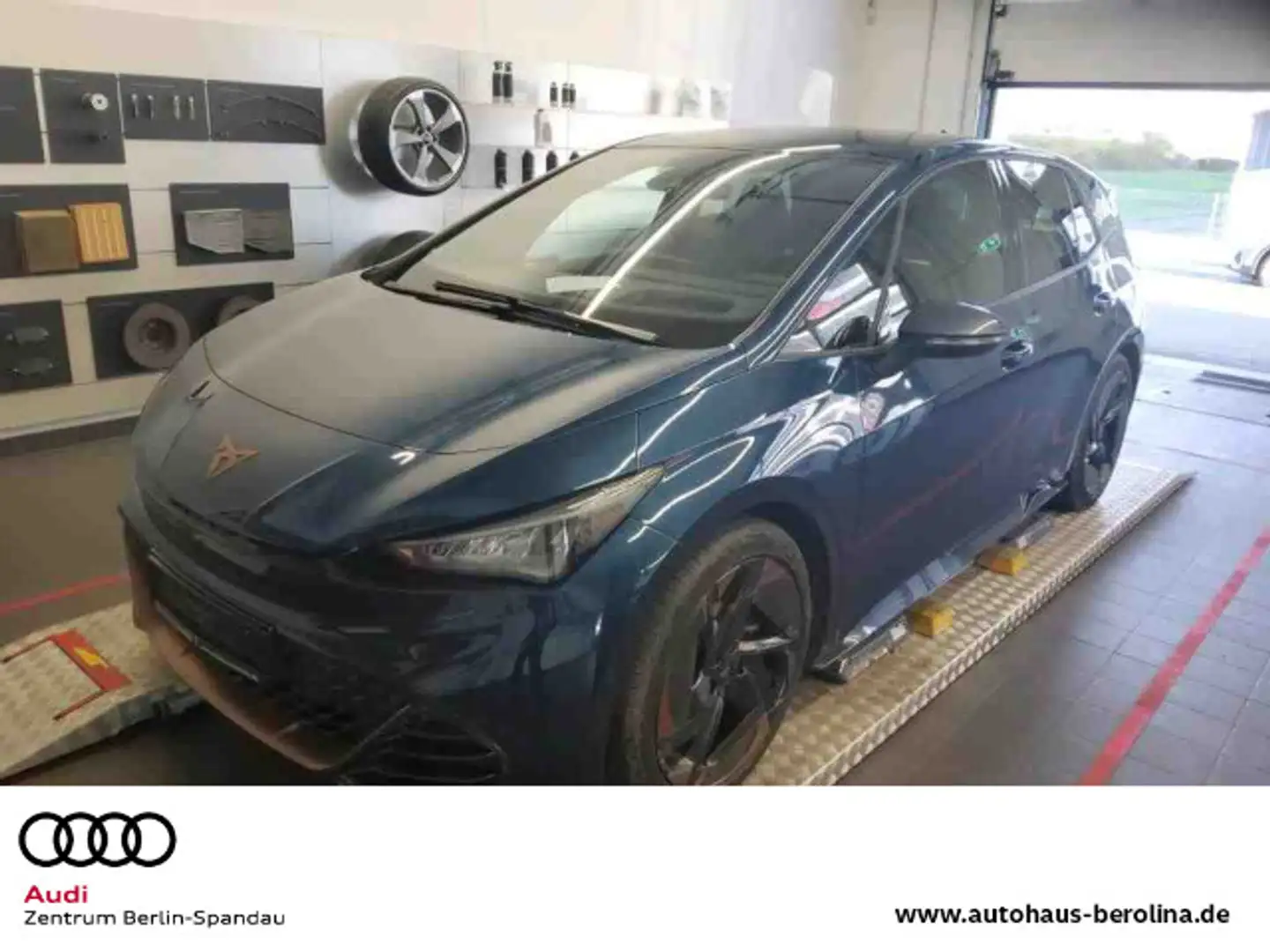 CUPRA Born 58 kWh *PANO*AR-HuD*BEATS*ACC*R-CAM*SHZ* Blau - 1