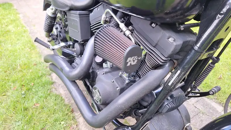 Harley-Davidson Dyna Super Glide - foto 8