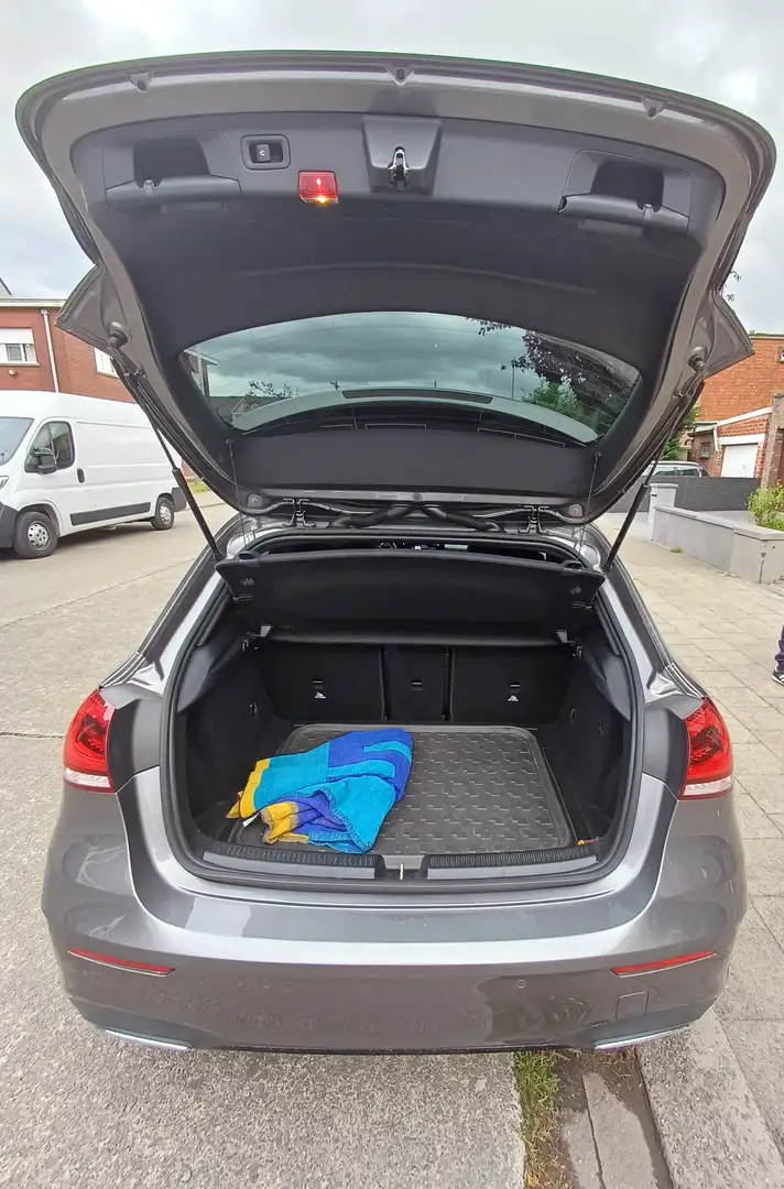 Mercedes-Benz 200 Aklasse Šedá - 1