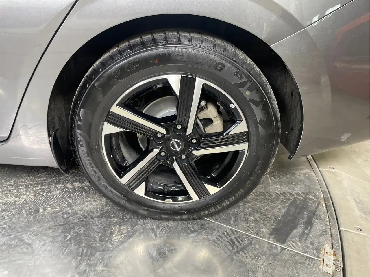 Nissan Sentra снимка Nissan Sentra