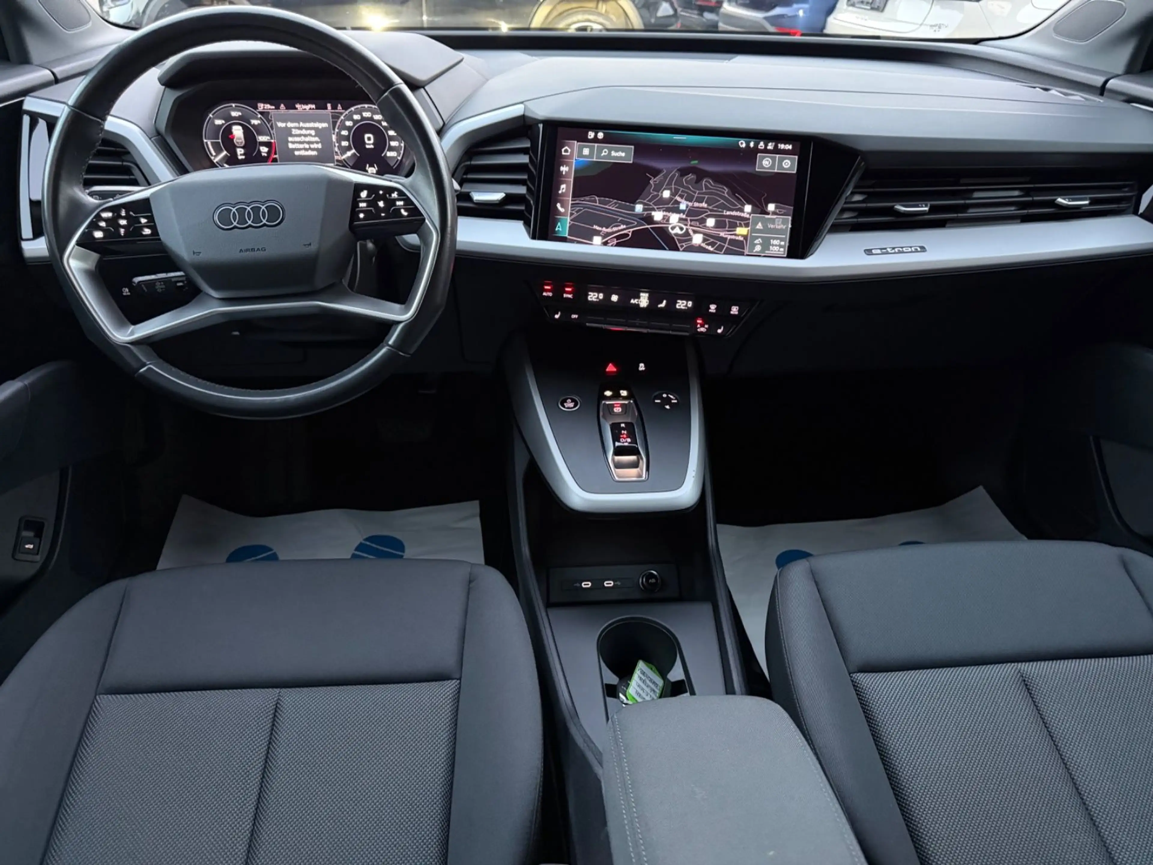 Audi Q4 e-tron e-tron 40 e-tron*AHK*RFK*Matrix*Navi*App*Assi — photo 13