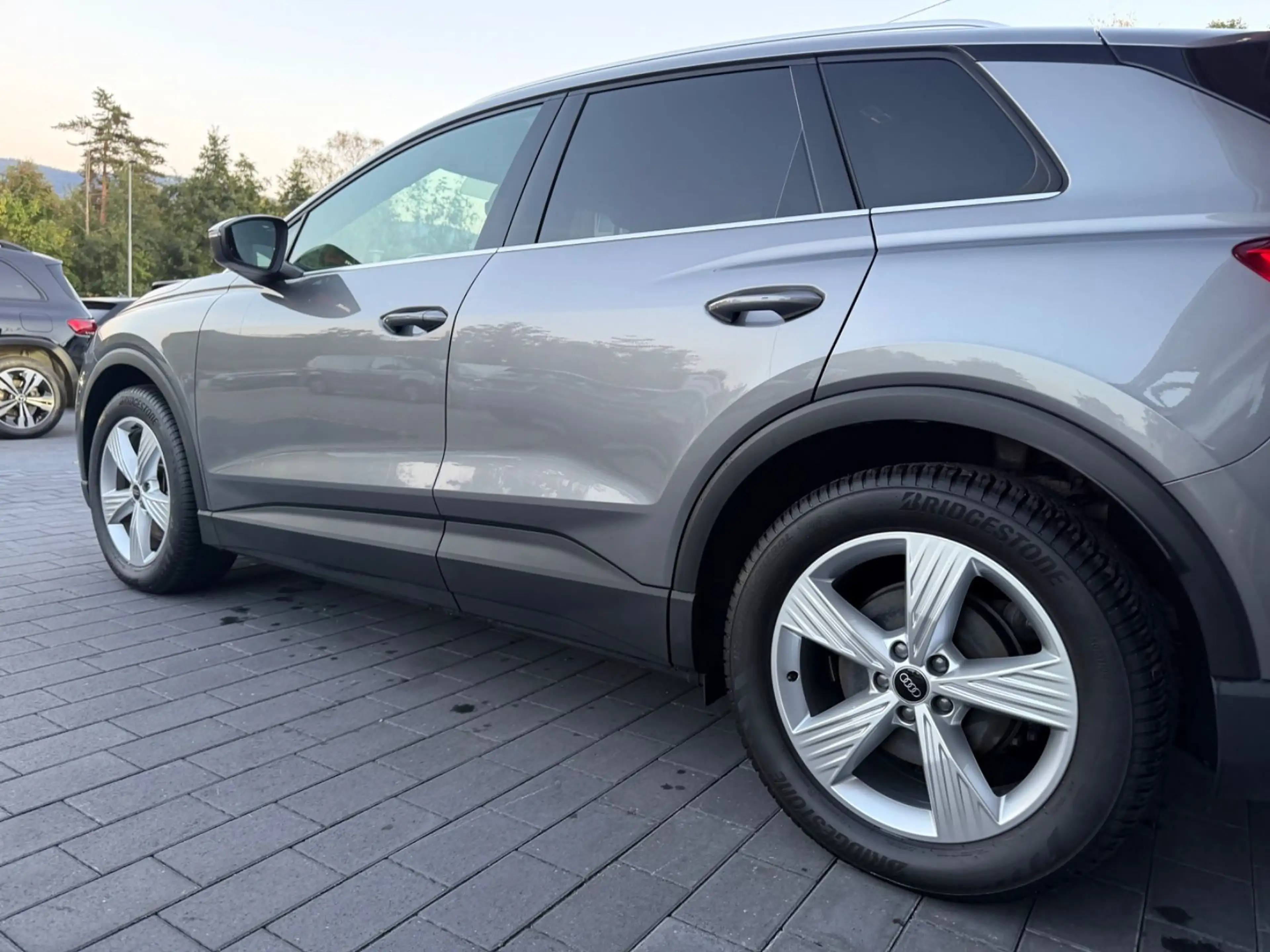 Audi Q4 e-tron e-tron 40 e-tron*AHK*RFK*Matrix*Navi*App*Assi — photo 8