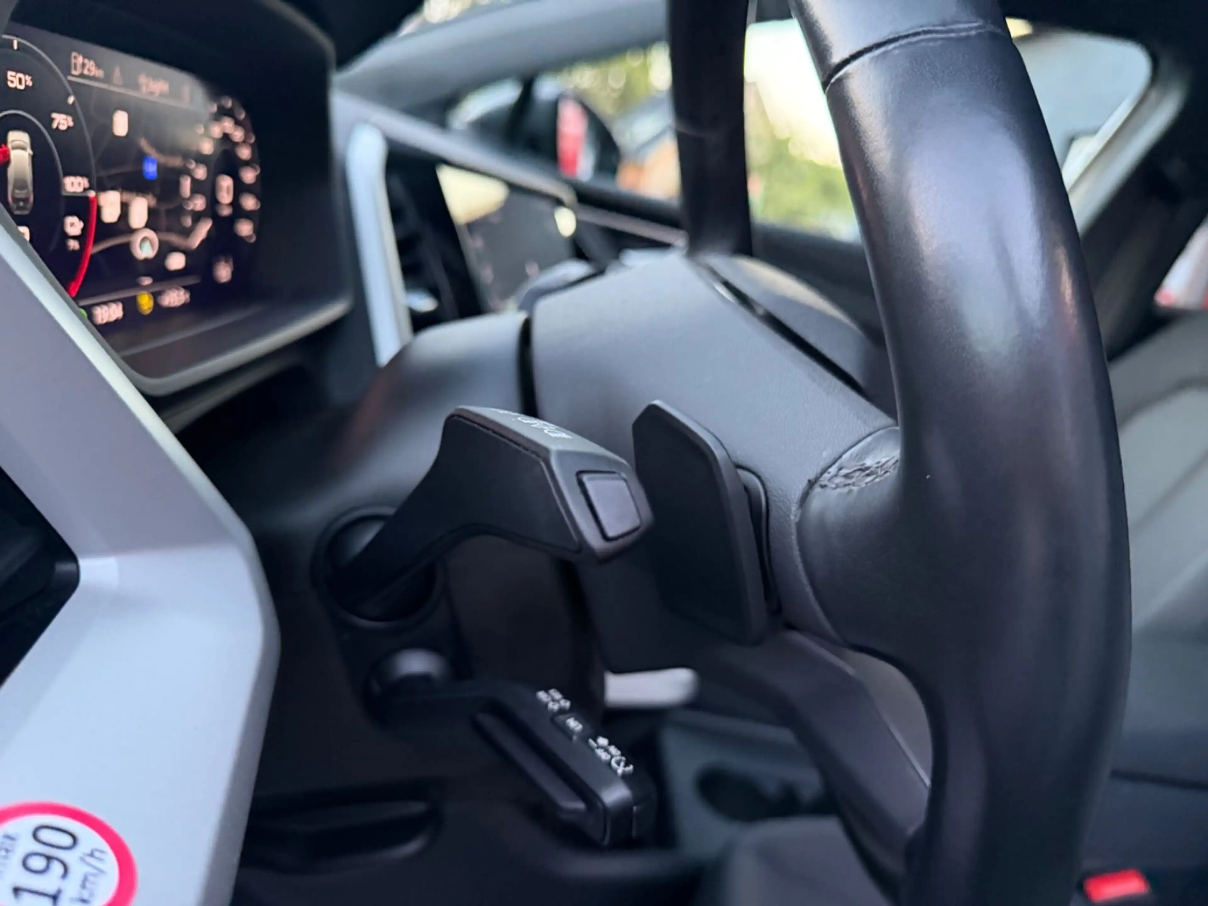 Audi Q4 e-tron e-tron 40 e-tron*AHK*RFK*Matrix*Navi*App*Assi — photo 18