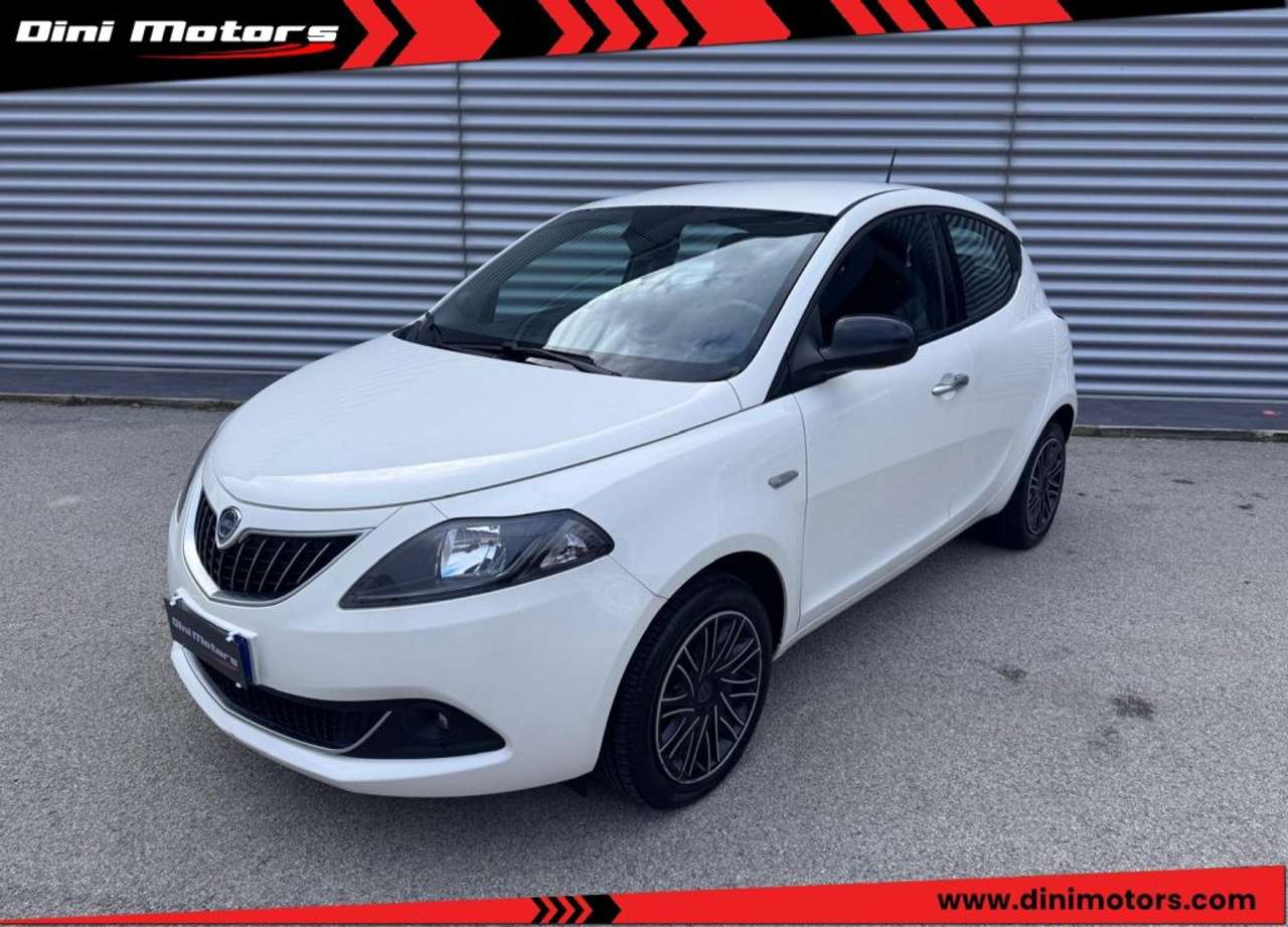 Lancia Ypsilon 1.0 FireFly 5p Hybrid Ecochic Gold IVA ESPOSTA