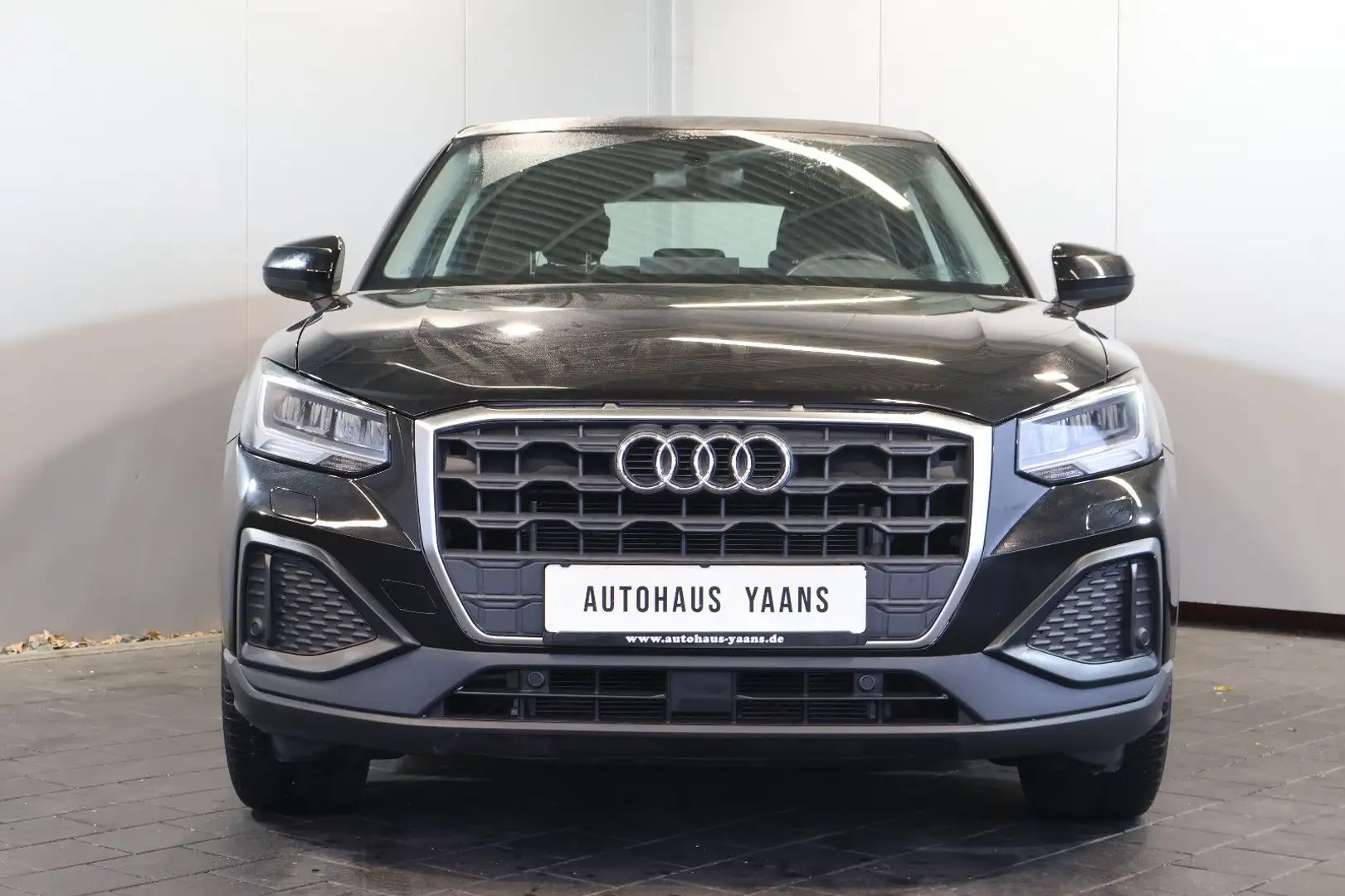 Audi Q2 30 TFSI FRONT+LED+KAM+NAVI+17" Schwarz - 2