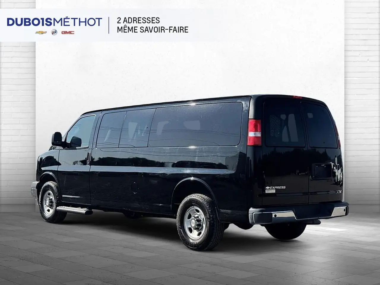 Chevrolet Express Passenger снимка Chevrolet Express Passenger