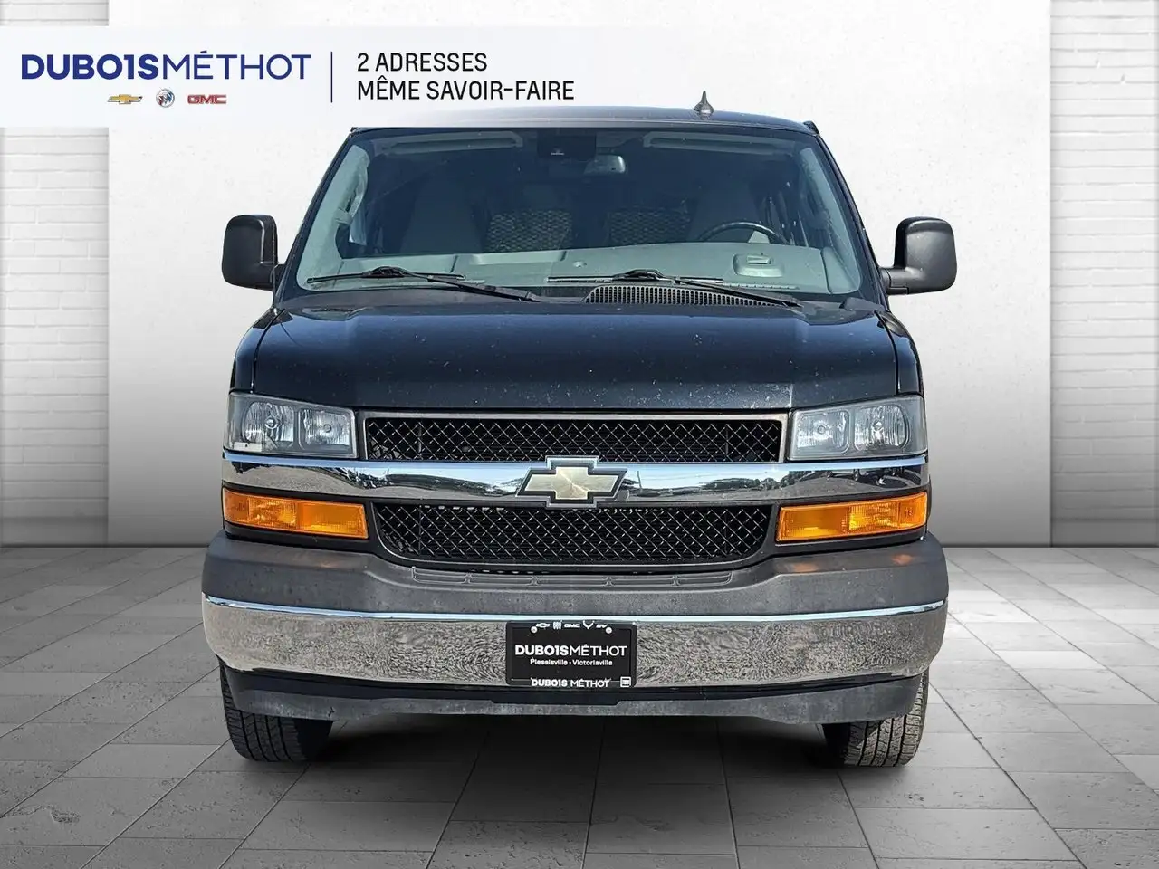 Chevrolet Express Passenger снимка Chevrolet Express Passenger