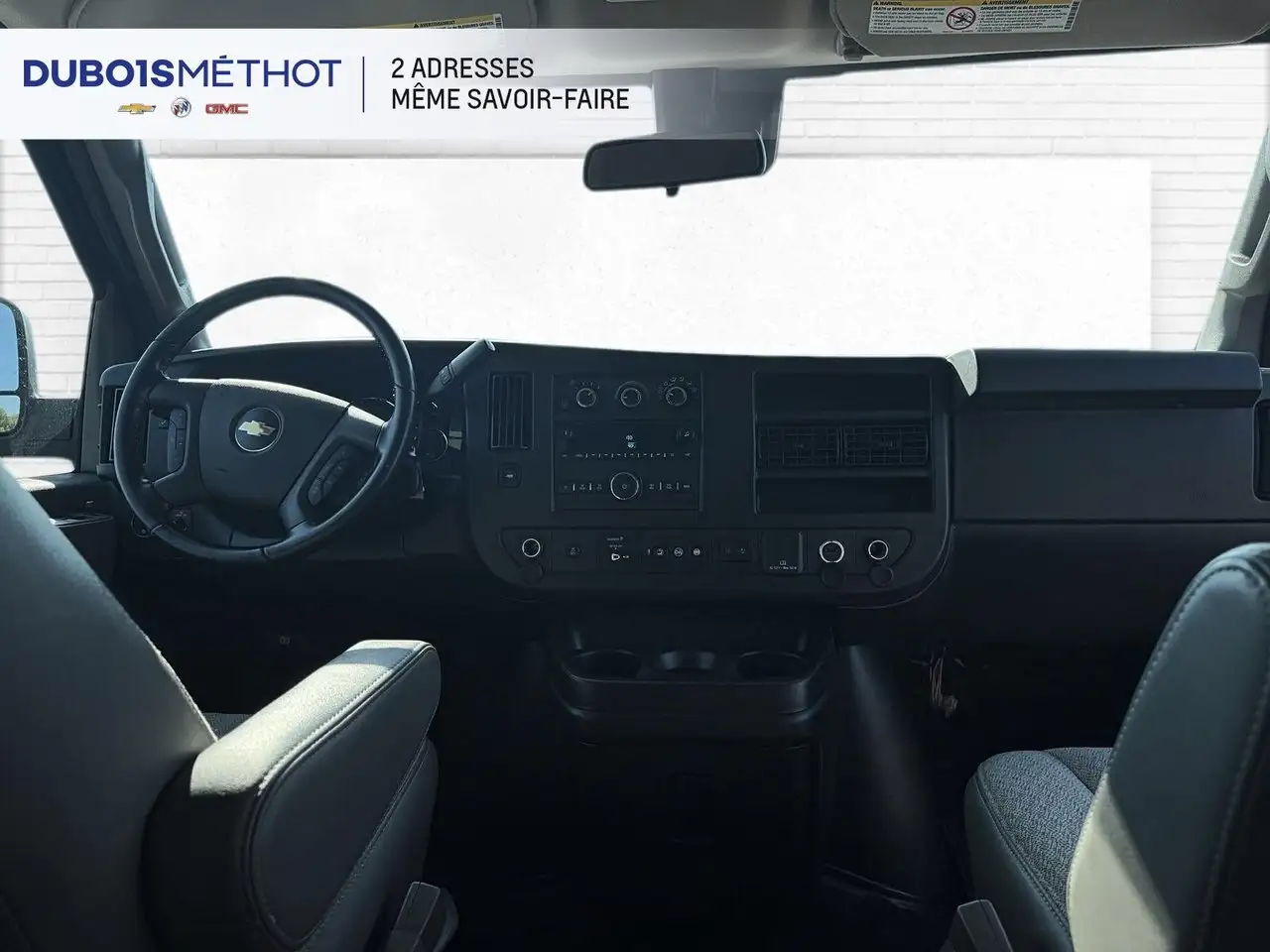 Chevrolet Express Passenger снимка Chevrolet Express Passenger