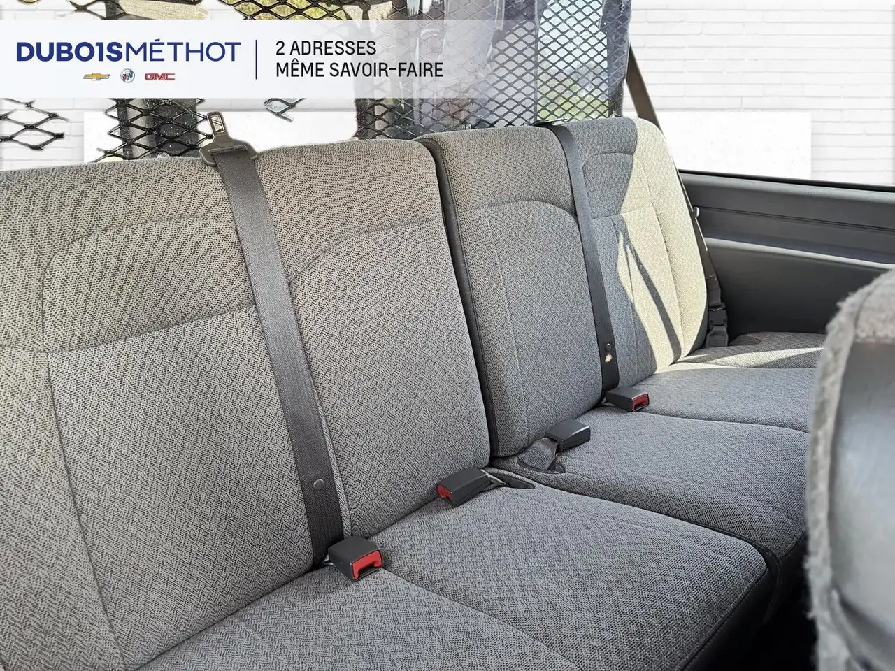 Chevrolet Express Passenger снимка Chevrolet Express Passenger