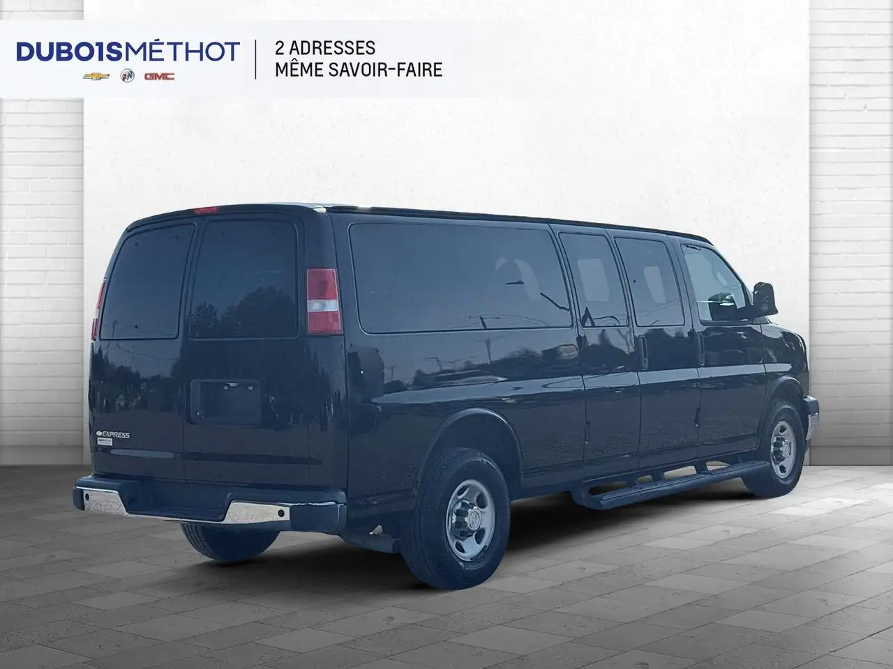 Chevrolet Express Passenger снимка Chevrolet Express Passenger