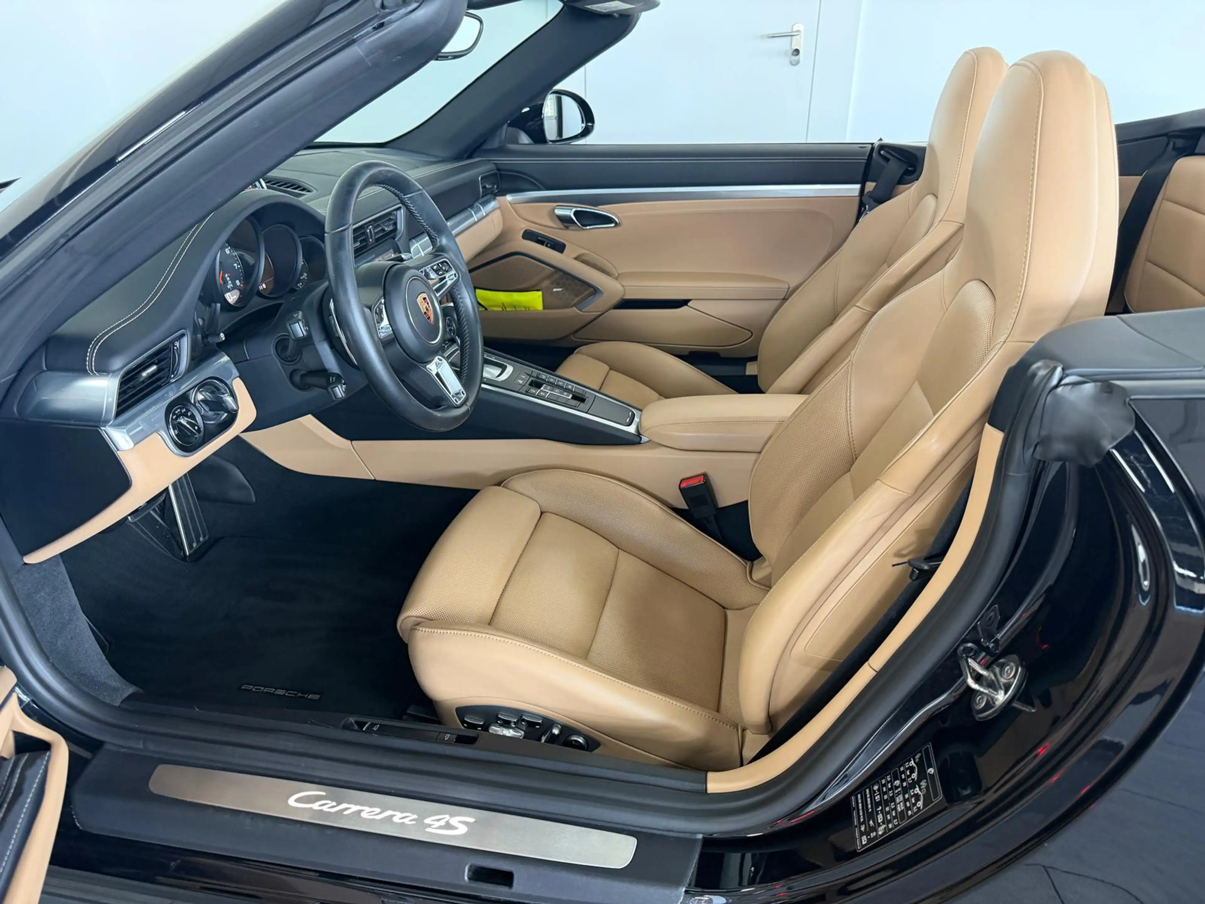 Porsche 991 4S Cabrio LIFT Sitzbelüftung LED 18Wege BOSE — photo 7