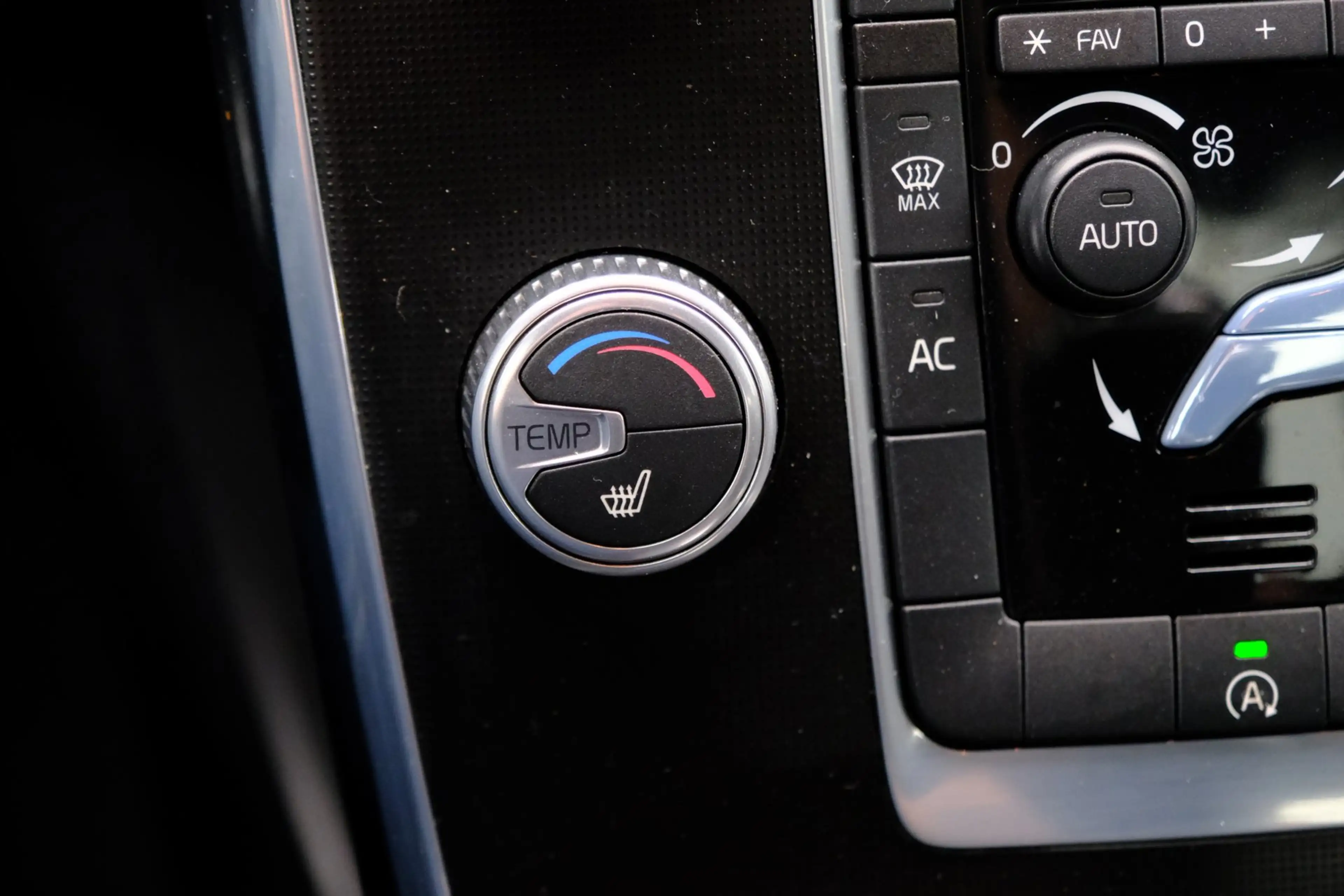 Volvo S60 2.0 D2 R-Design Business Navi|Leder-Alcantara|LMV — photo 12