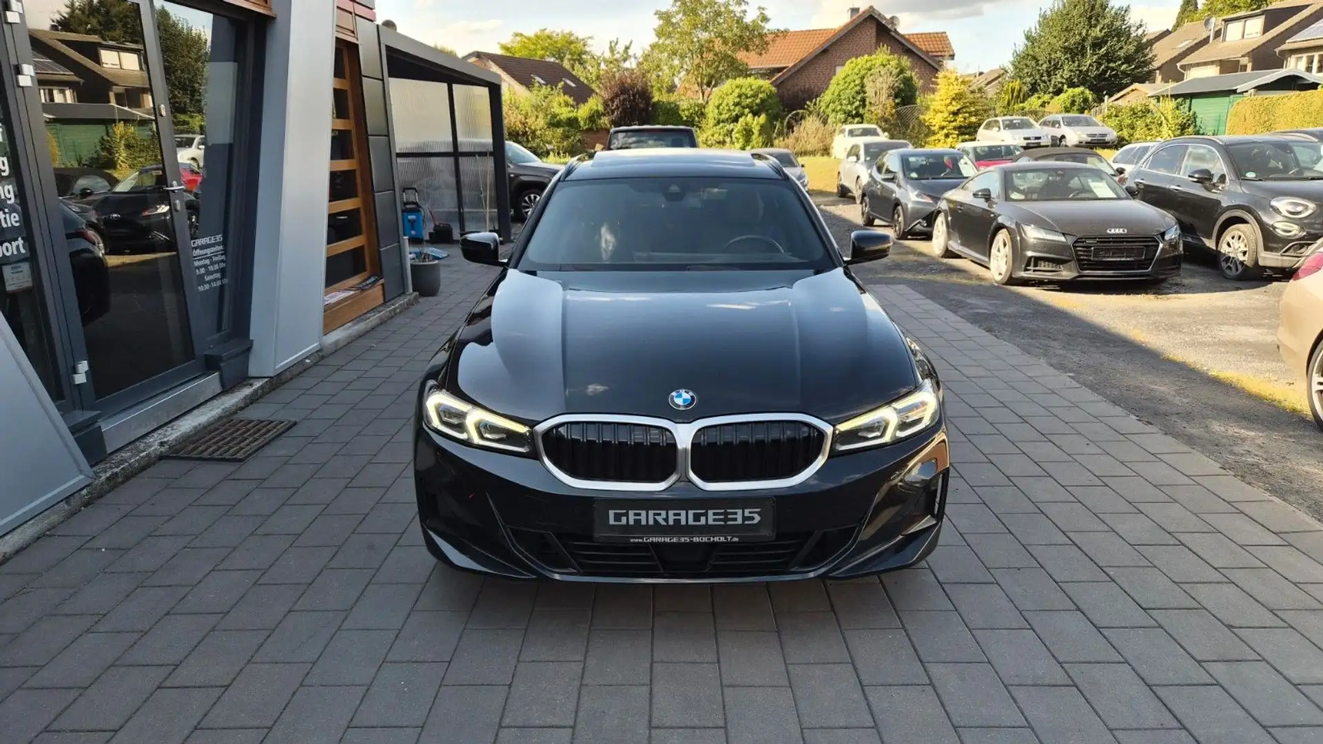 BMW 320 d Touring xDrive/PANO/H&K/SPORTSITZ/DA-ASSIST Noir - 2