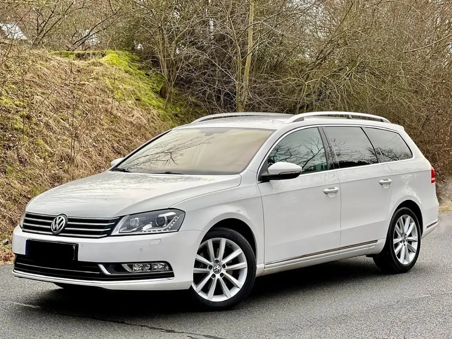 Volkswagen Passat Variant Passat Variant Weiß - 2