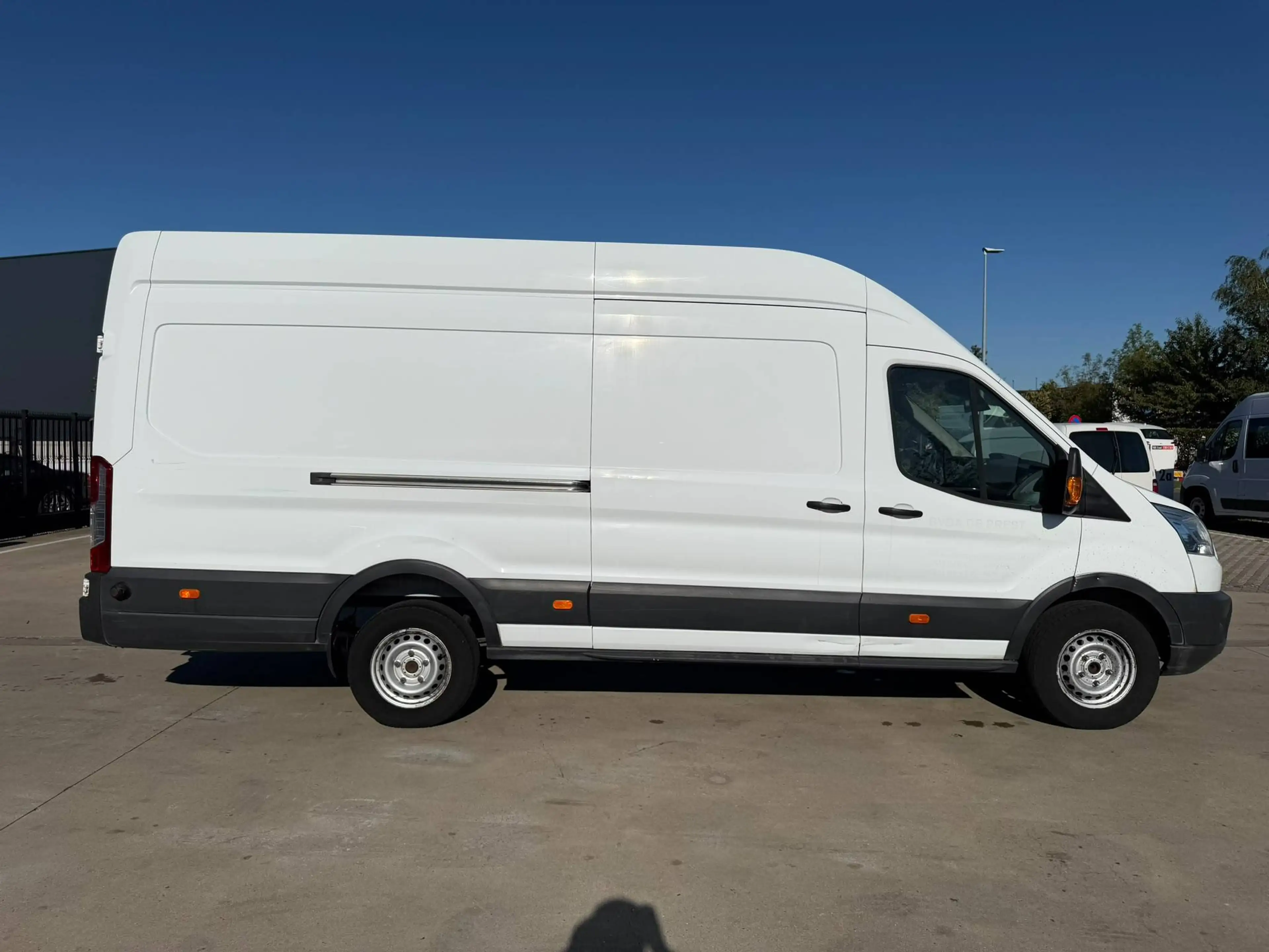 Ford Transit (Stock ID 87623) — photo 7
