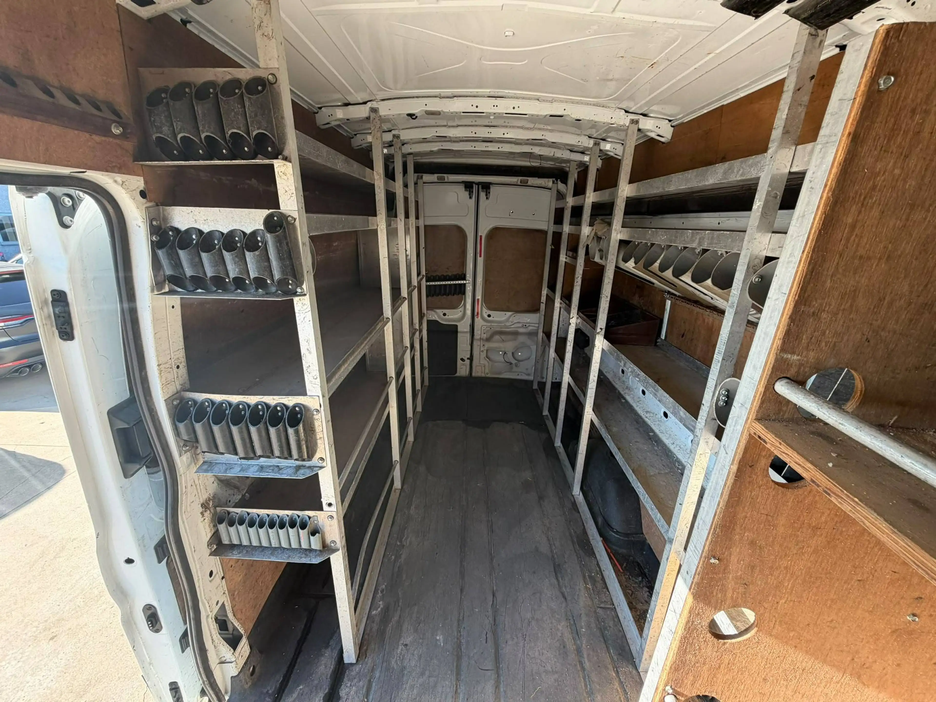 Ford Transit (Stock ID 87623) — photo 13