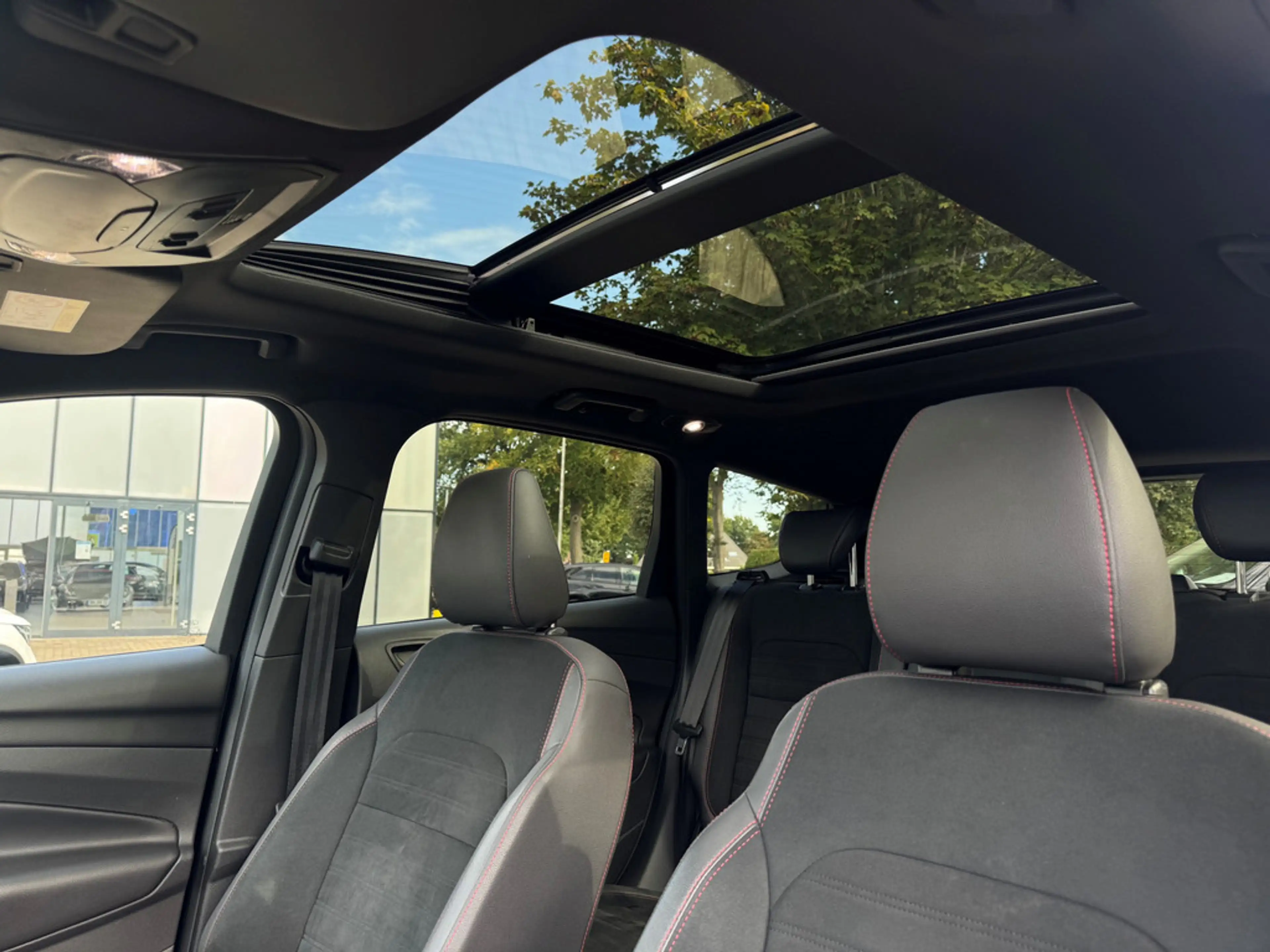 Ford Kuga 1.5 EcoBoost ST-Line 4x2 NAVI AHK PANO — photo 13