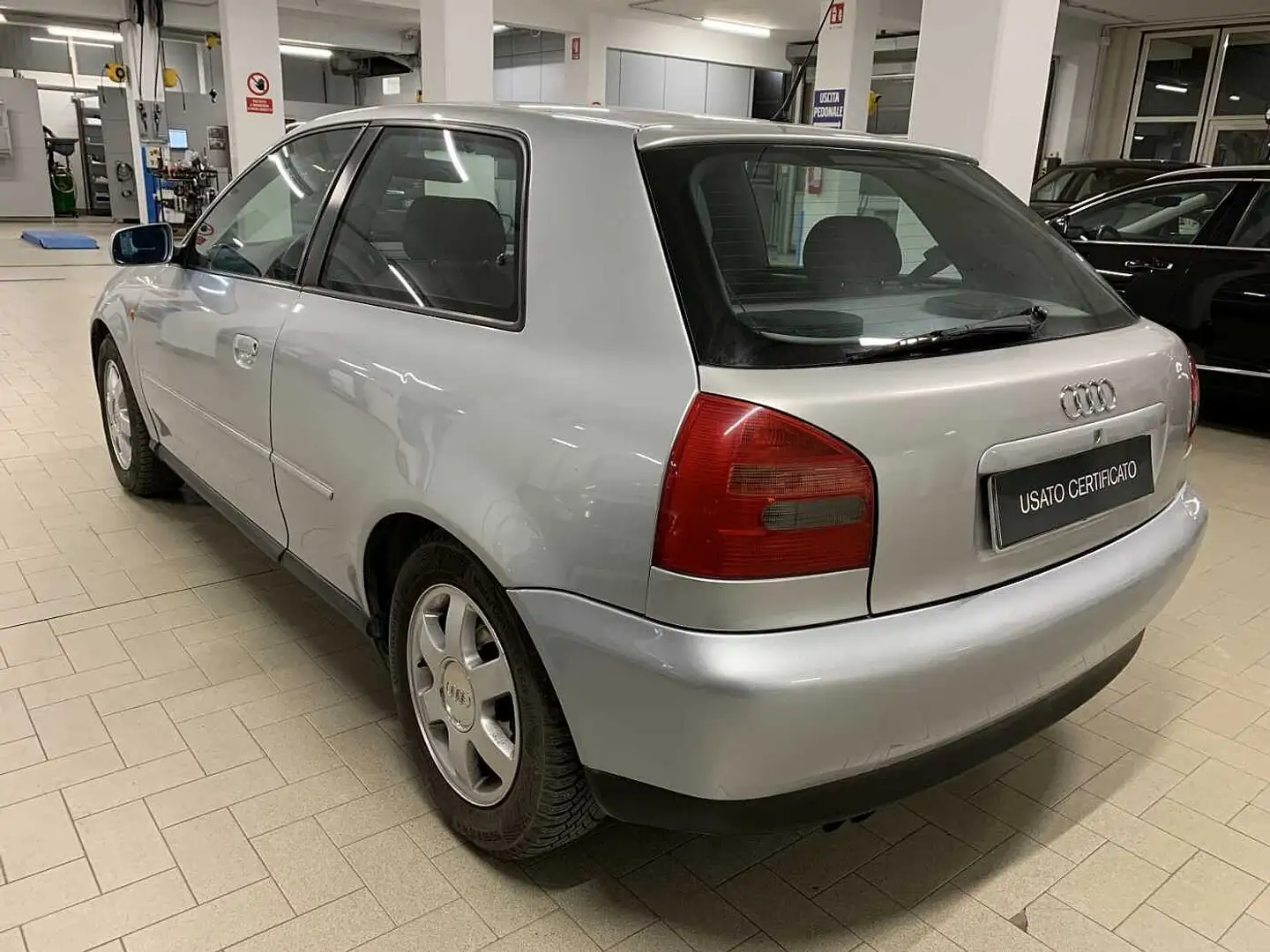 Audi A3 1ª serie 1.6 cat 3p. Ambiente PER NEOPATENTATI Argent - 2