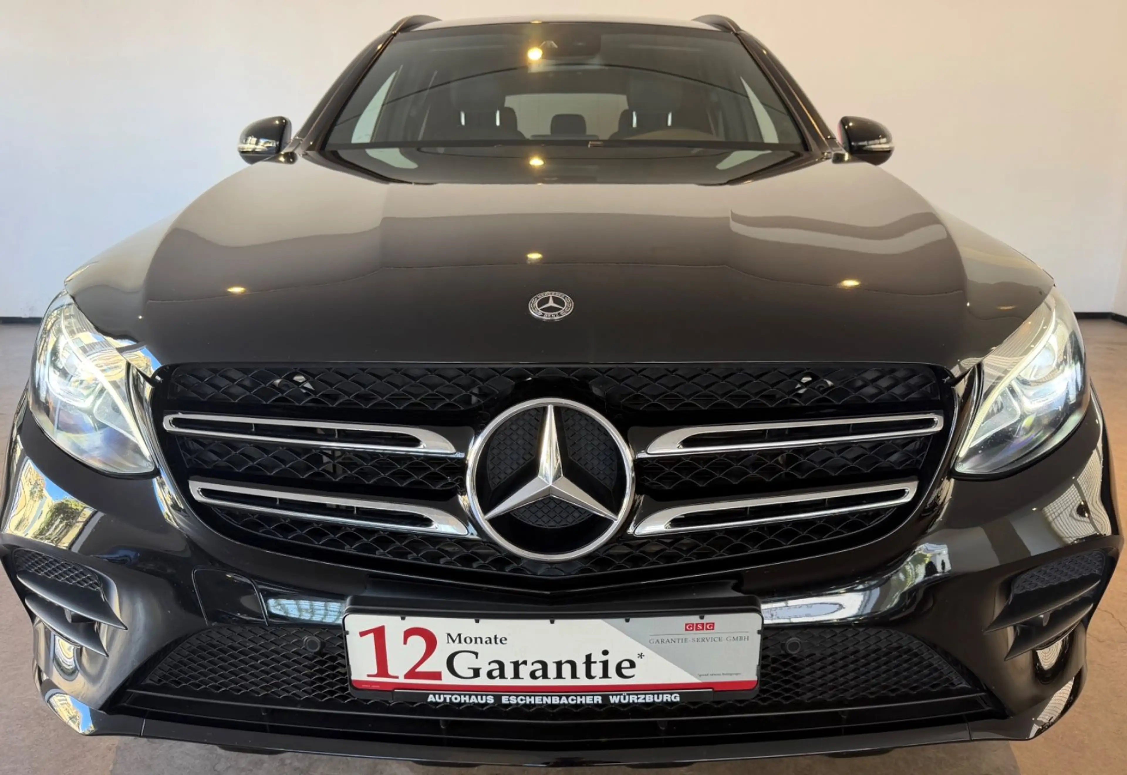 Mercedes-Benz GLC 250 d 4Matic AMG-Line 1.Hand LED AHK Night — photo 5