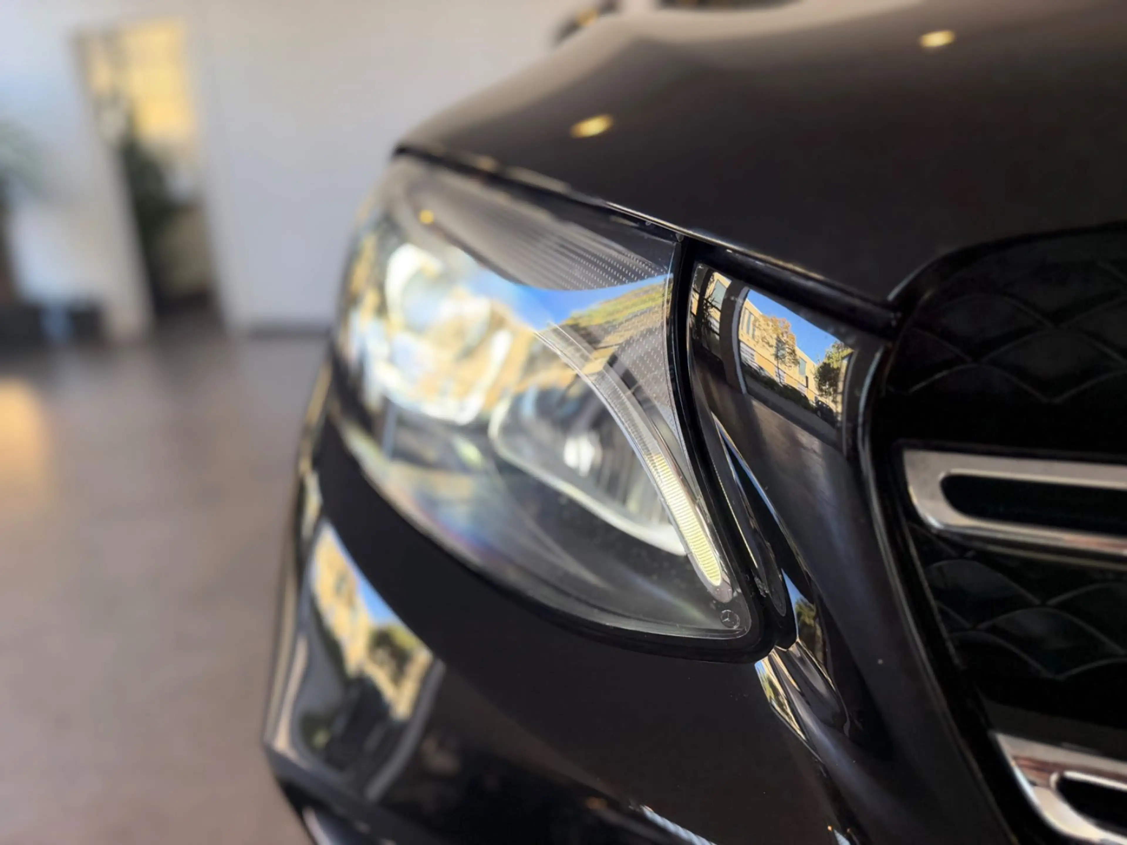 Mercedes-Benz GLC 250 d 4Matic AMG-Line 1.Hand LED AHK Night — photo 6