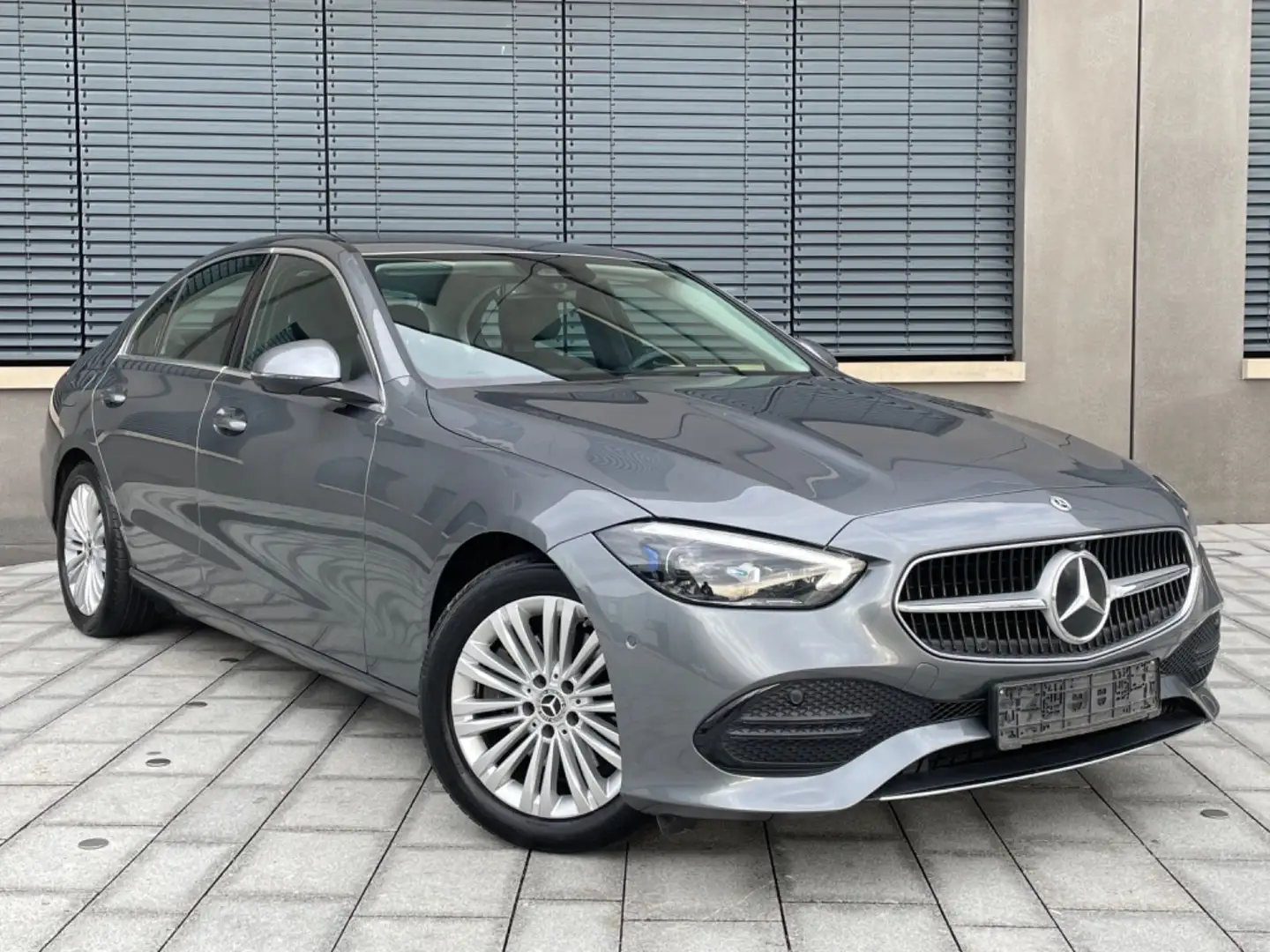 Mercedes-Benz C 220 d Lim*360°*TOTWINKEL*SpurAss*LED*AHK*CAM* Gris - 1
