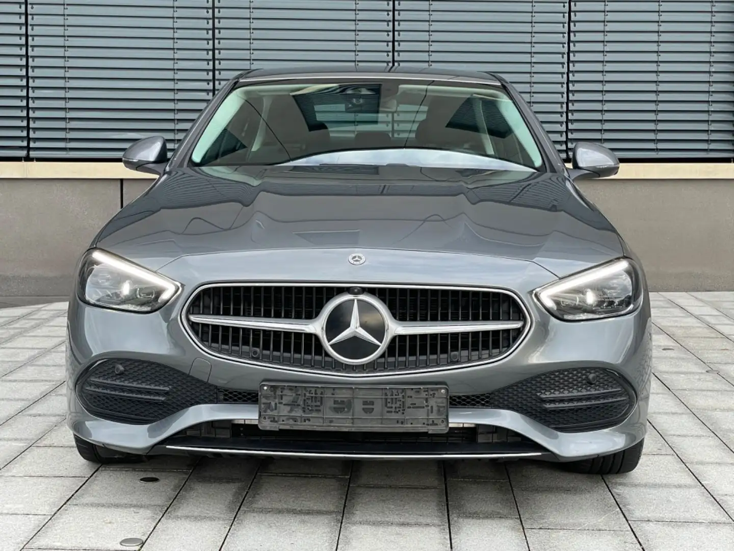 Mercedes-Benz C 220 d Lim*360°*TOTWINKEL*SpurAss*LED*AHK*CAM* Gris - 2