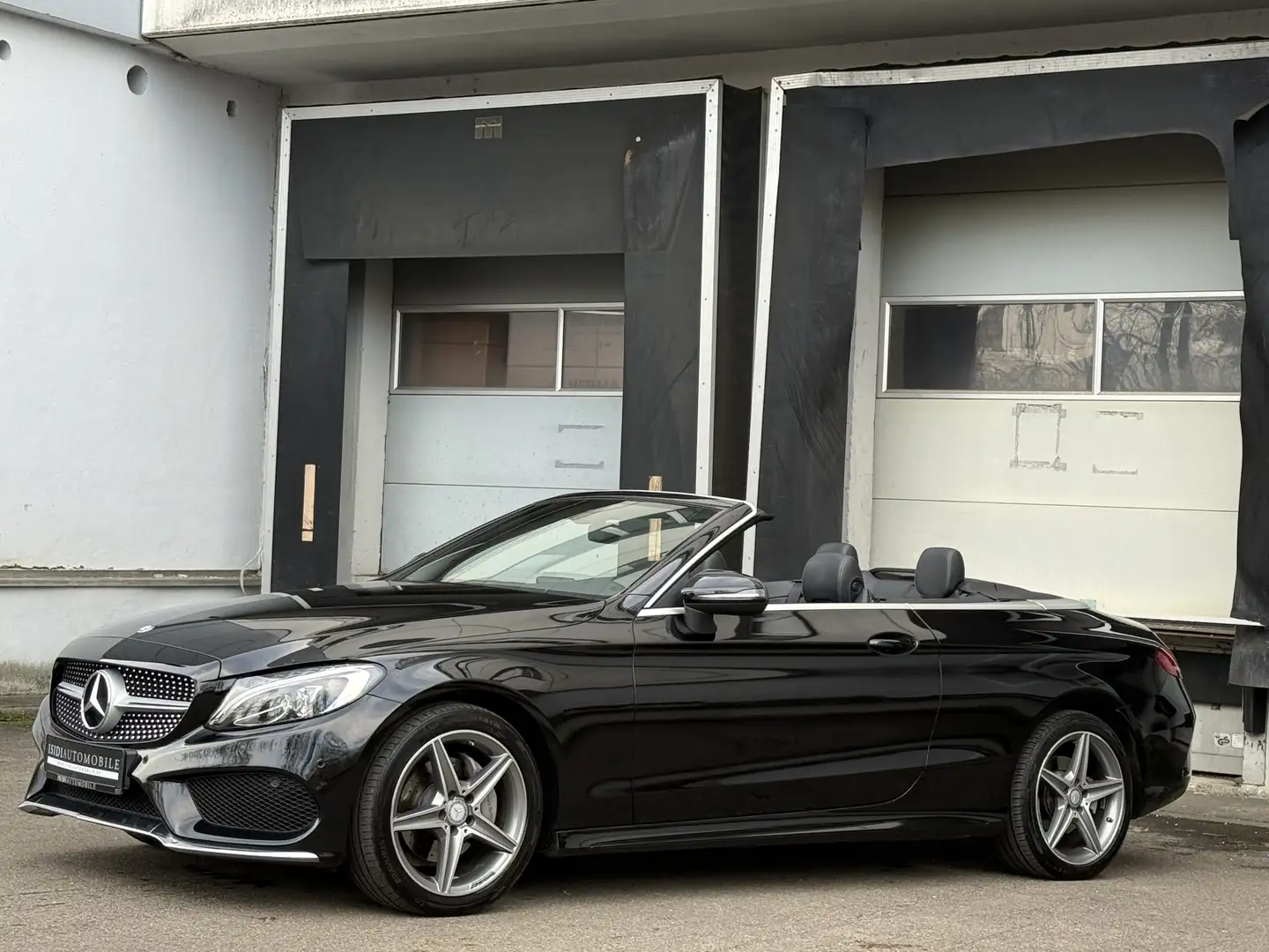 Mercedes-Benz C 180 Cabrio AMG LED Navi Sitzheizung Tempomat Schwarz - 2