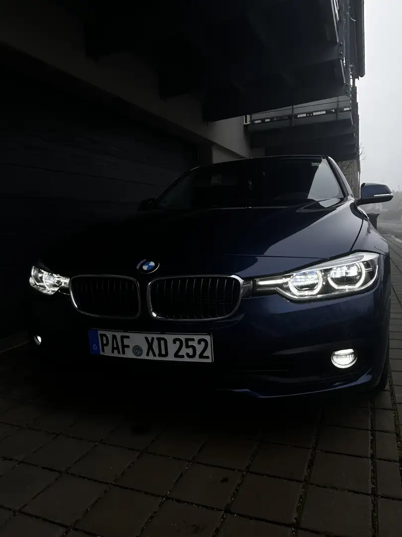 BMW 330 330e i Performance - 1