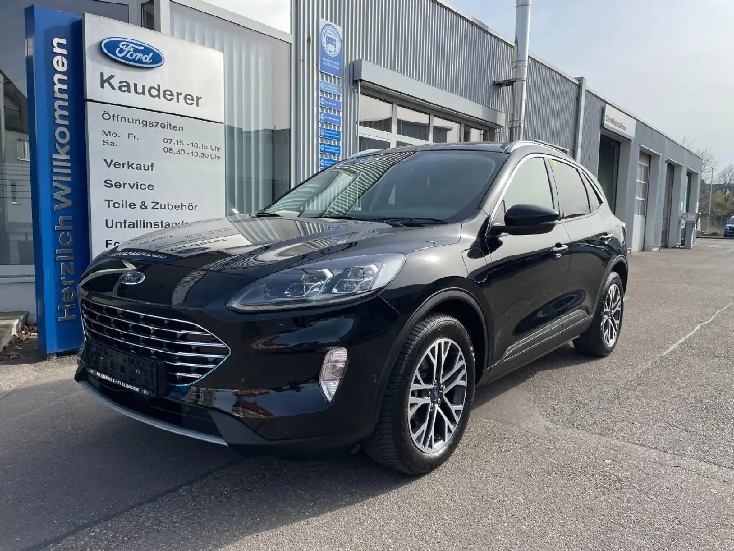 Ford Kuga Plug-In Hybrid Titanium X Negro - 1