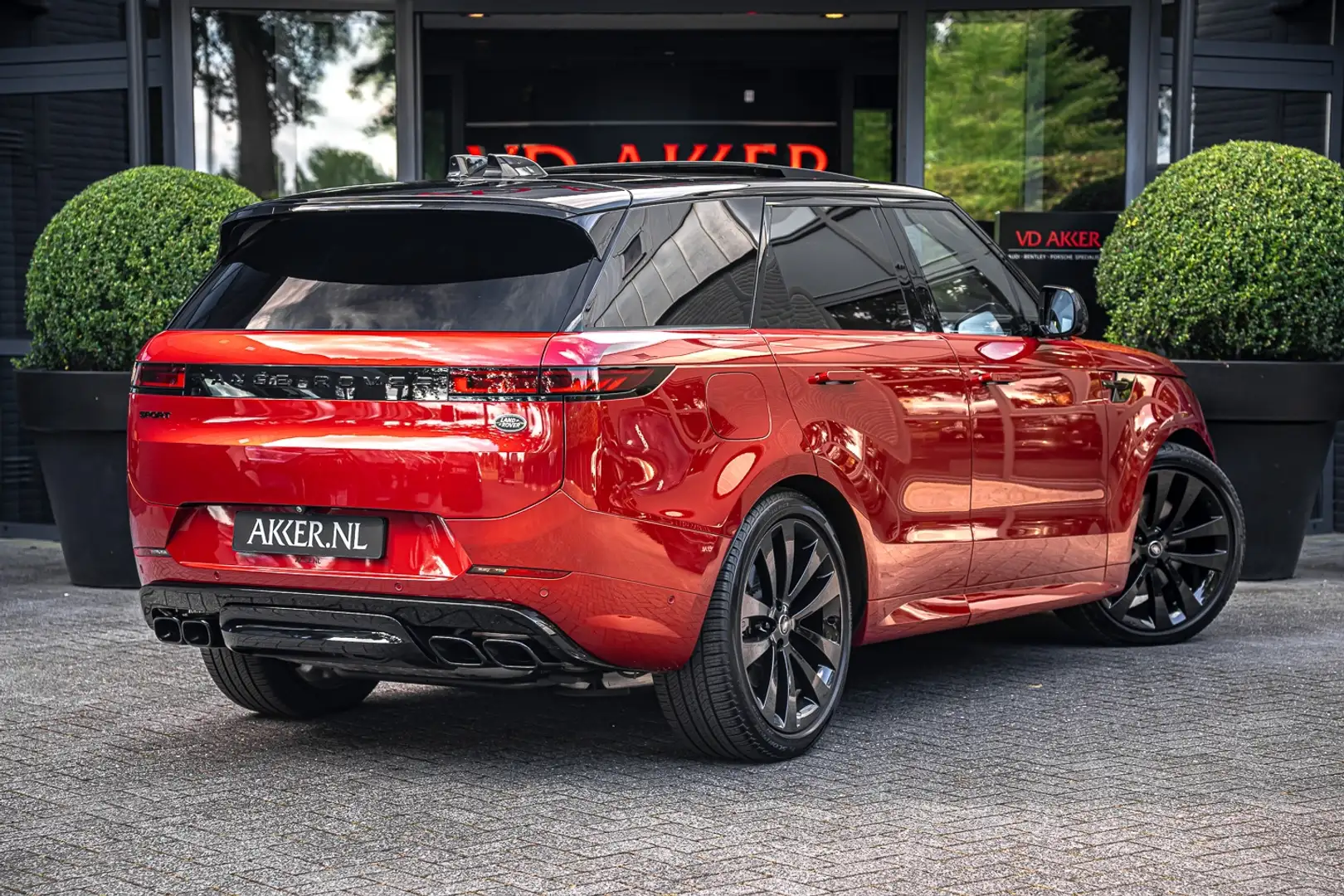 Land Rover Range Rover Sport LANDROVER P530 4.4 V8 First Edition | Massage | Bl Rood - 2