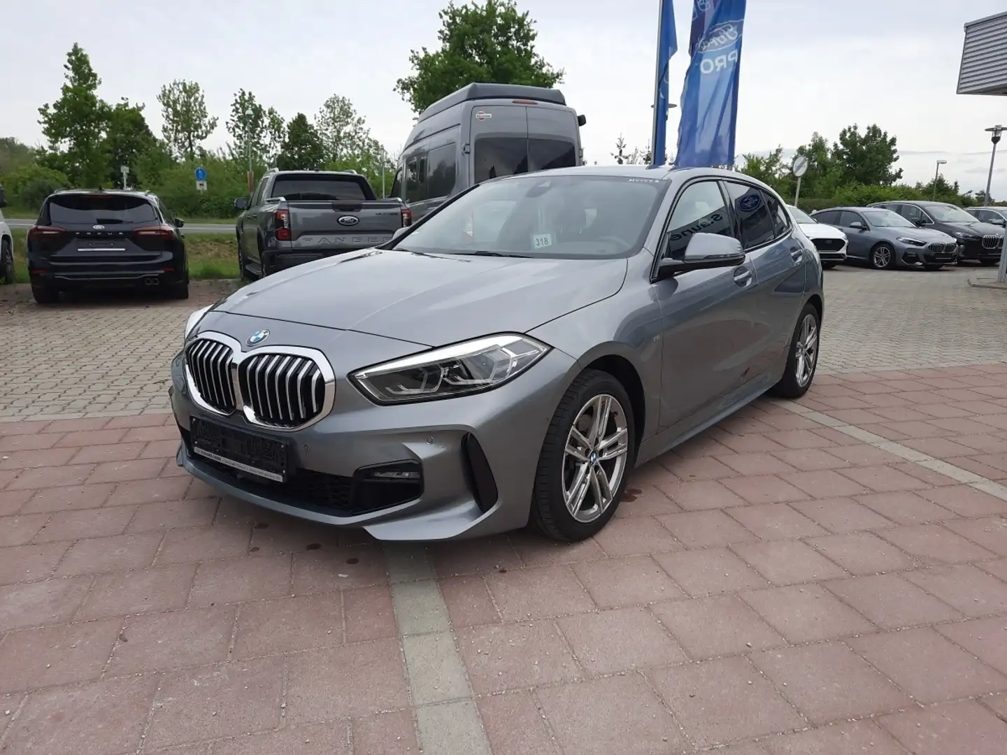 BMW 118 i M-Sport NAVI Kamera LED Lenkradheiz. Gri - 2