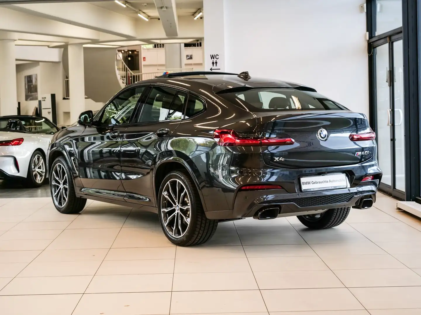 BMW X4 M 40i Aut Nav HuD LED h&k Pano Drive+Park 20" Grau - 2