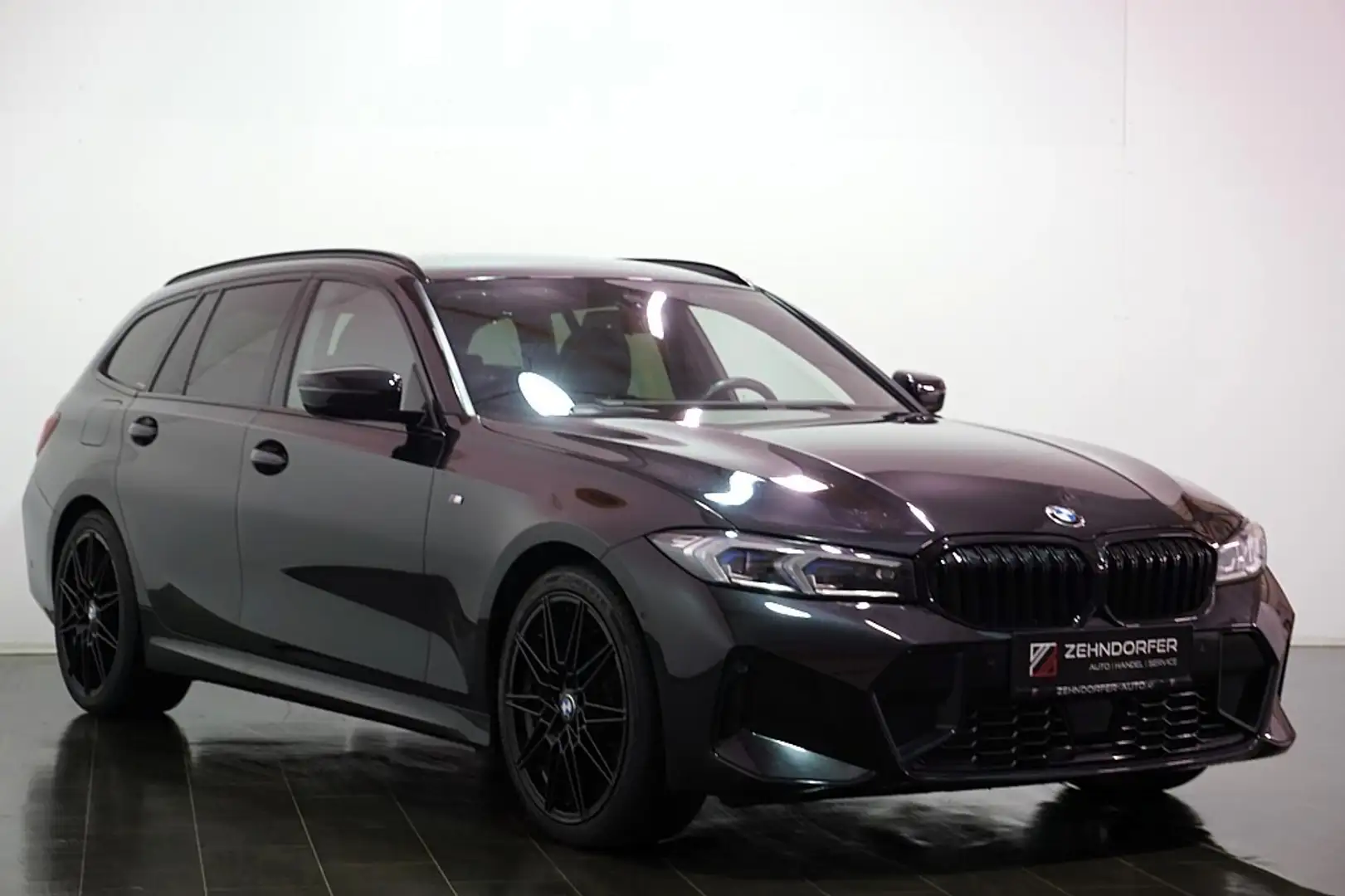 BMW 320 d xDrive Aut. | M-Sport |AHK | 19 ZOll |STANDHE... Schwarz - 2