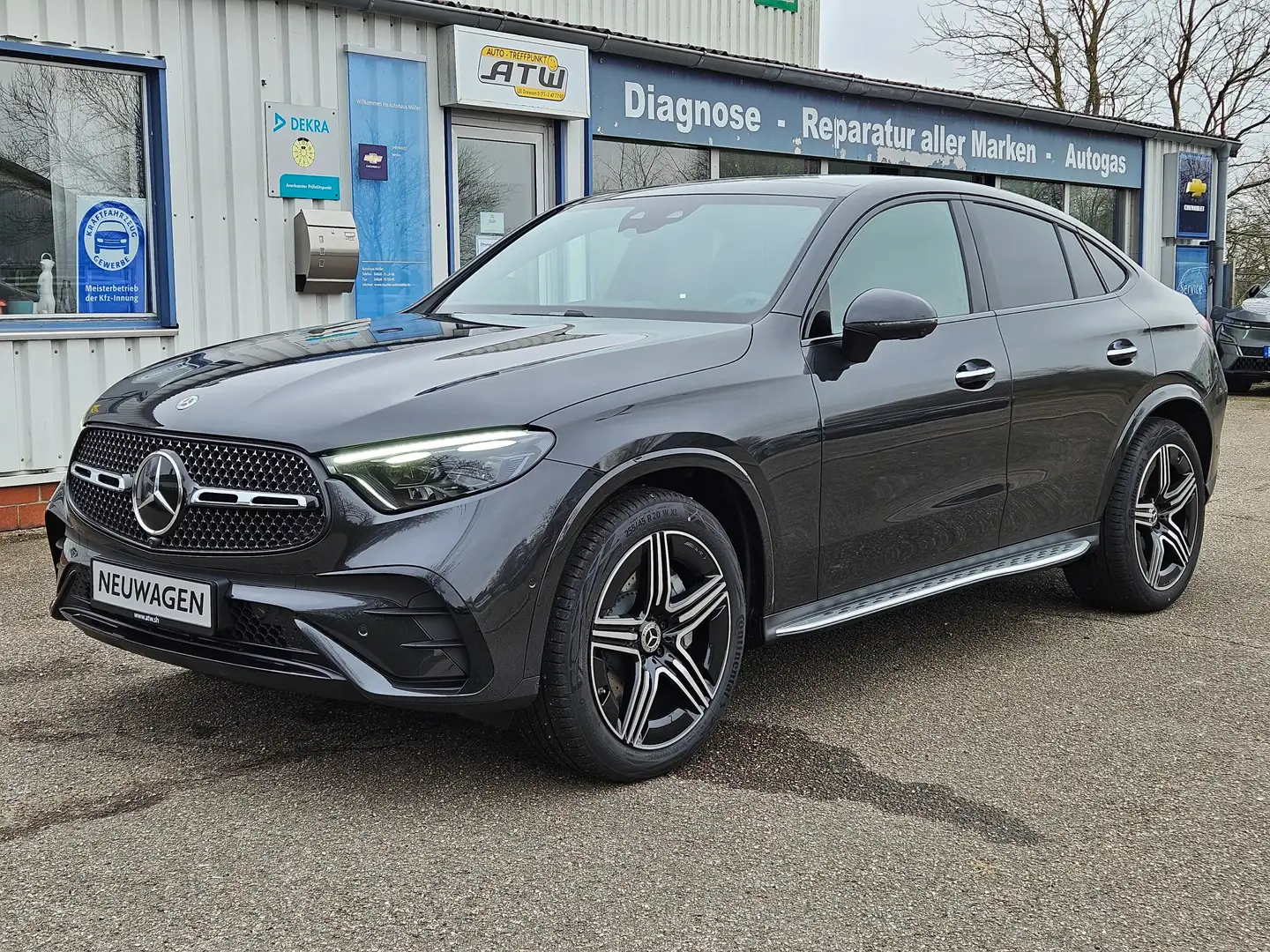 Mercedes-Benz GLC 300 Coupe 300d 4Matic Automatik AMG Line Premium Plus Szürke - 1