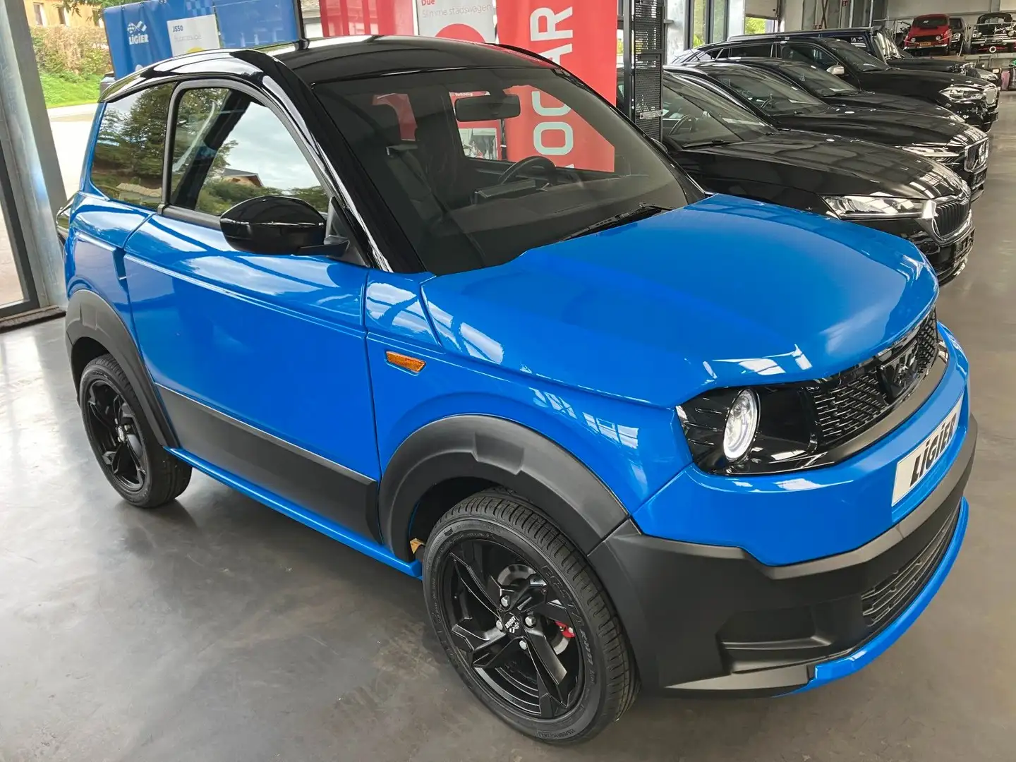 Ligier Myli R.EBEL EV12 Edition Albastru - 1