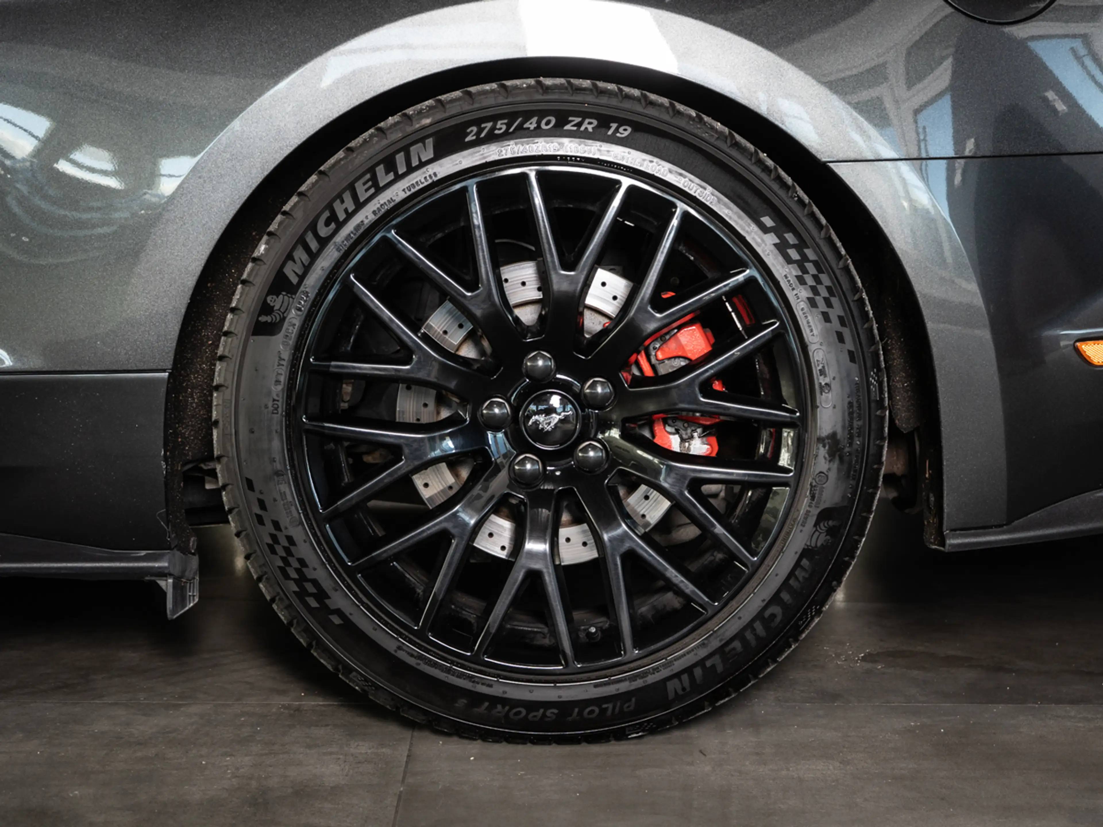 Ford Mustang GT 5.0 Ti-VCT V8 Fastback  *KW*MAGNERIDE* — photo 6