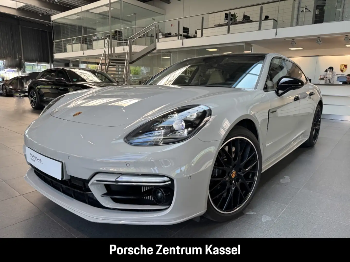Porsche Panamera 4S E-Hybrid Sport Turismo 2.9 Gris - 1