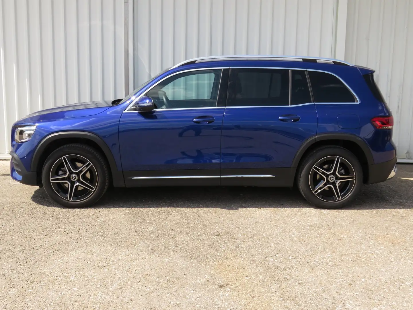 Mercedes-Benz GLB 200 AMG 7G-DCT LED Totw 360° MBUX-High Bleu - 2