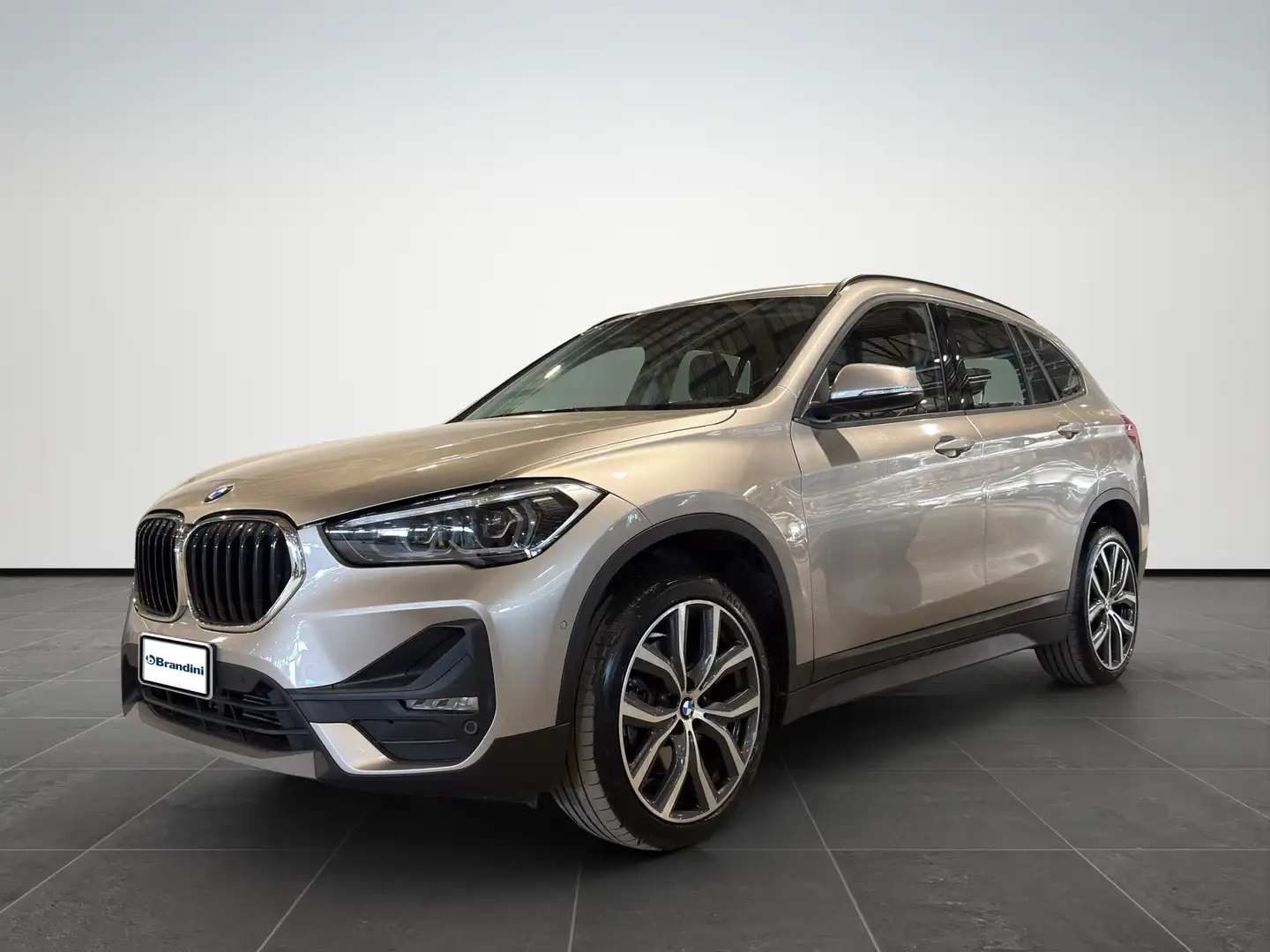 BMW X1 xdrive20d Business Advantage auto Bronze - 1