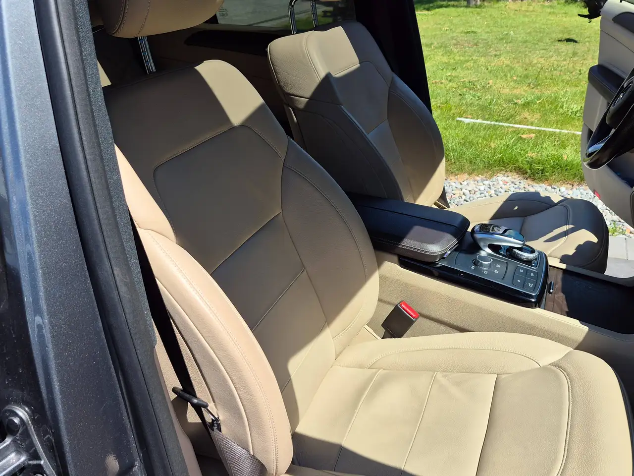 Mercedes-Benz GLE снимка Mercedes-Benz GLE
