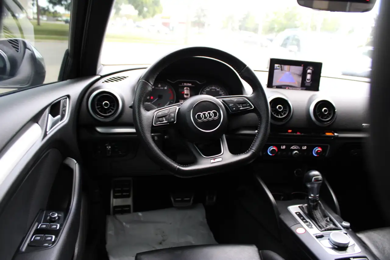 Audi S3 снимка Audi S3