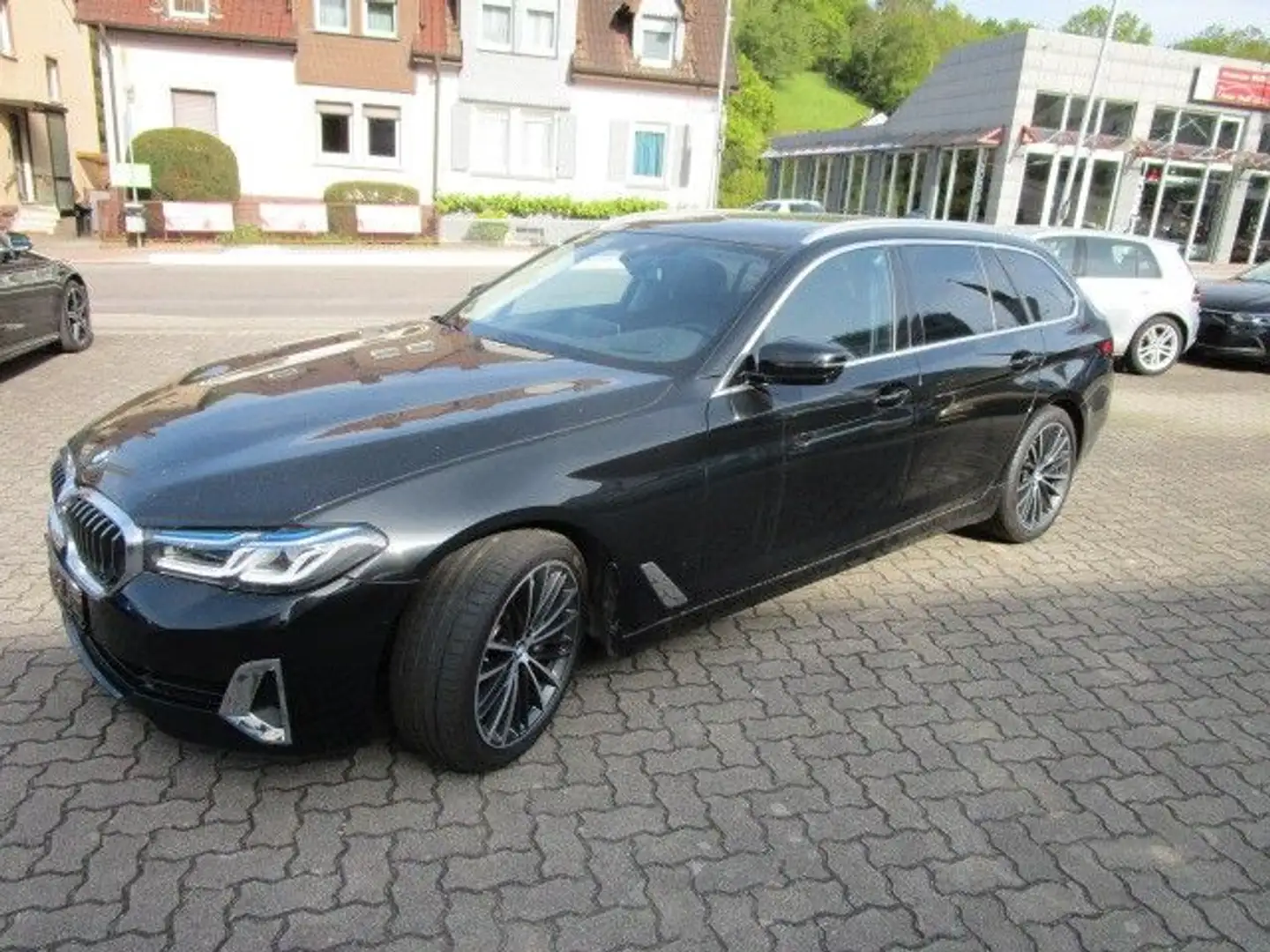BMW 540 d xDrive Touring Luxury-Line/Innovation-Panor Schwarz - 2