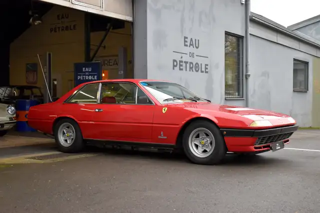 Ferrari 400 GT