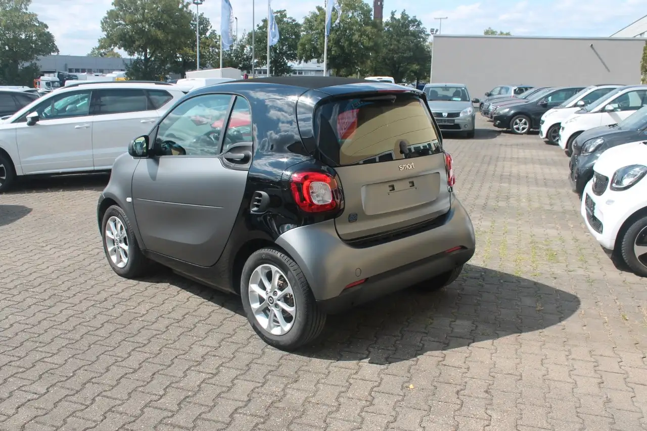 smart forTwo 2023 — фото 14