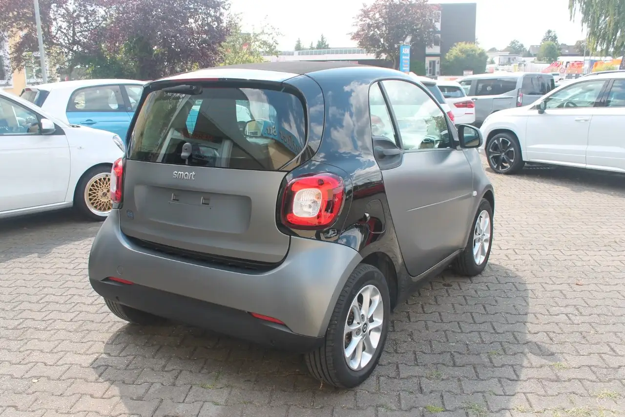 smart forTwo 2023 — фото 13