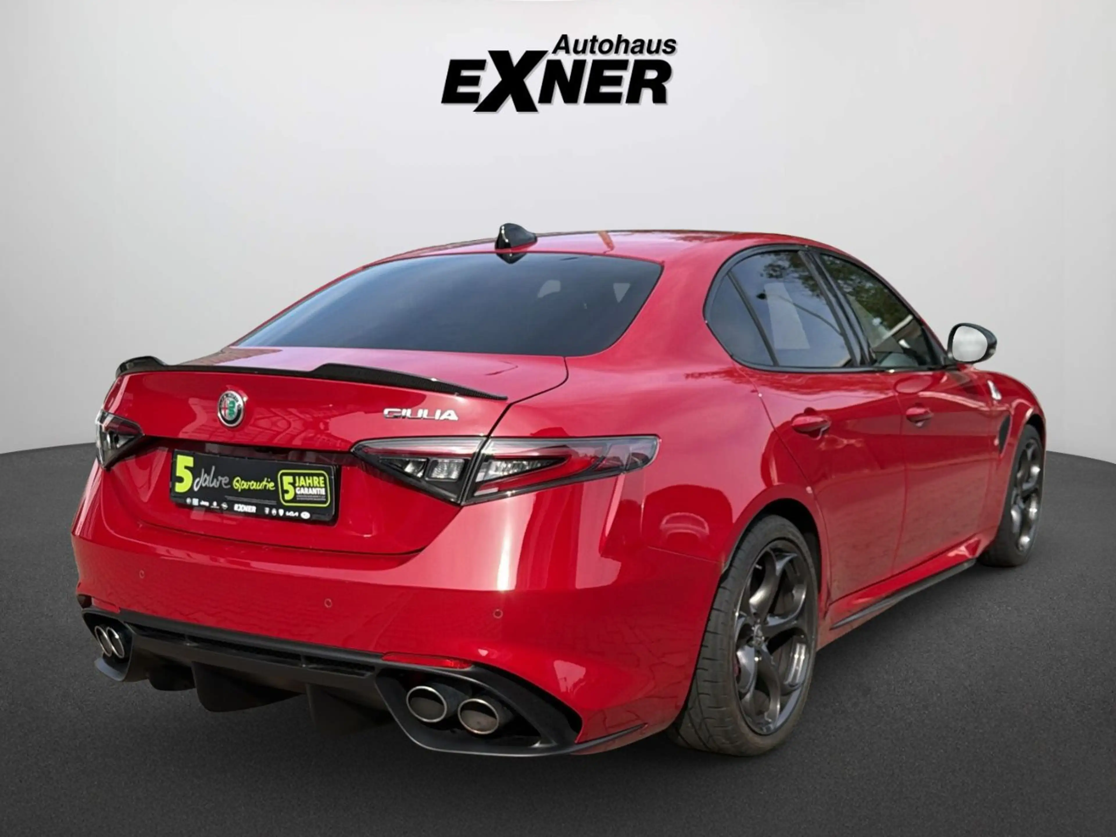 Alfa Romeo Giulia 2.9 V6 Bi-Turbo QUADRIFOGLIO ACC+LED+Navi — photo 3