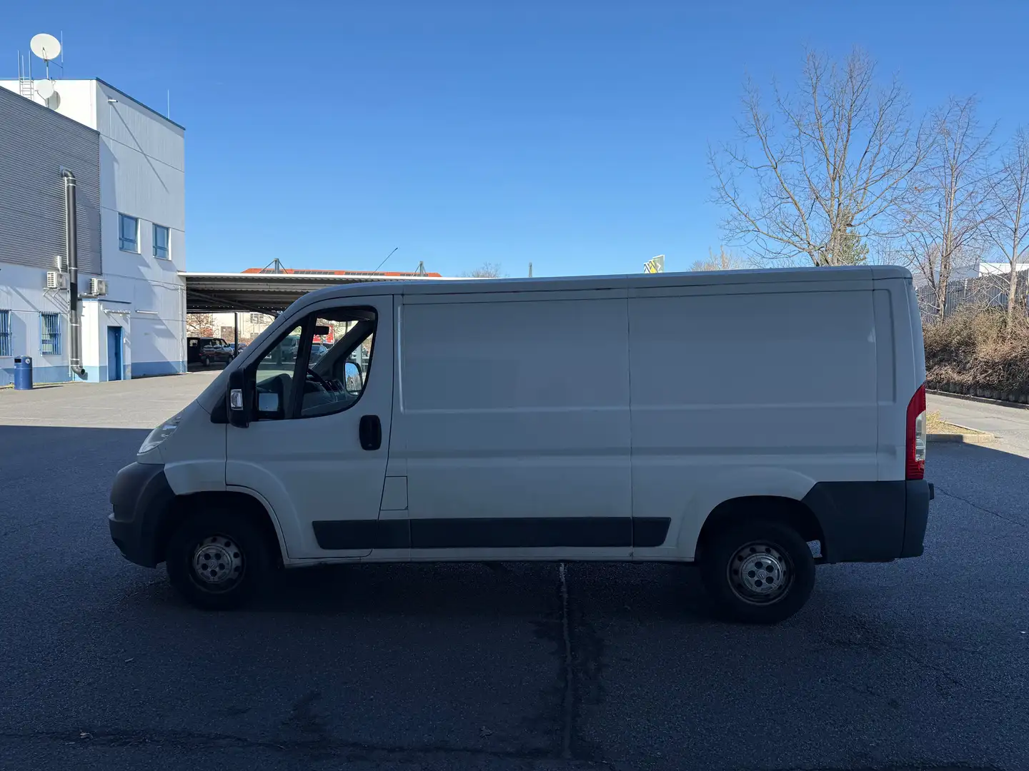 Citroen Jumper L2H1 HDi 110 FAP TÜV NEU Weiß - 2
